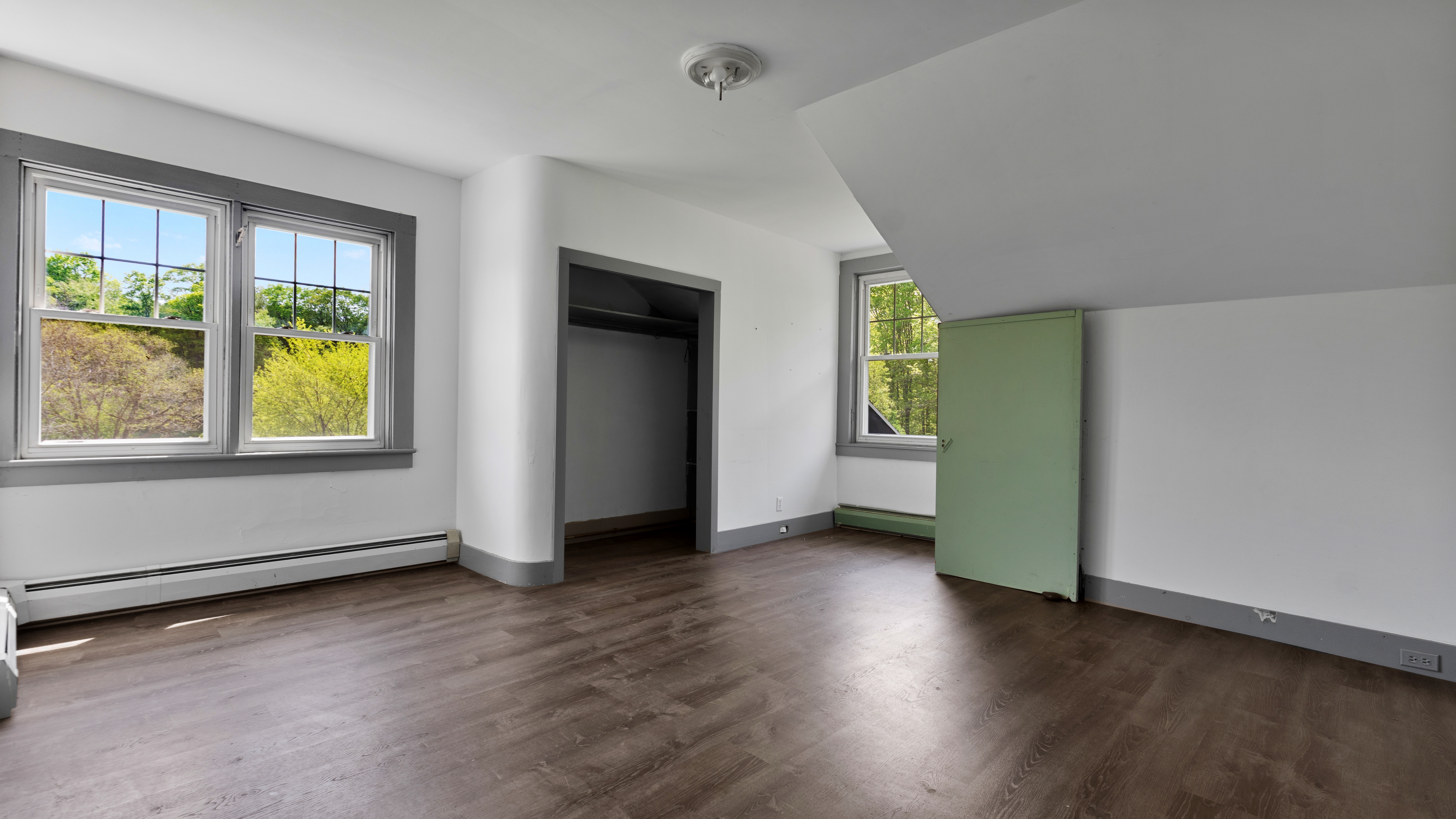  Just One Mile From the Heart of Lenox, Nearly 36 Acres Await Your Next Chapter - 物件實景
