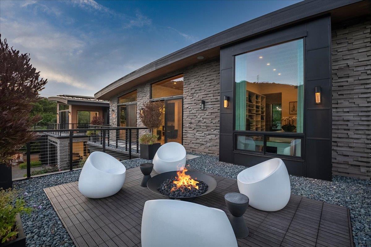 Saratoga, California, 95070, United States, 6 Bedrooms Bedrooms, ,11 BathroomsBathrooms,Residential,For Sale,1971416