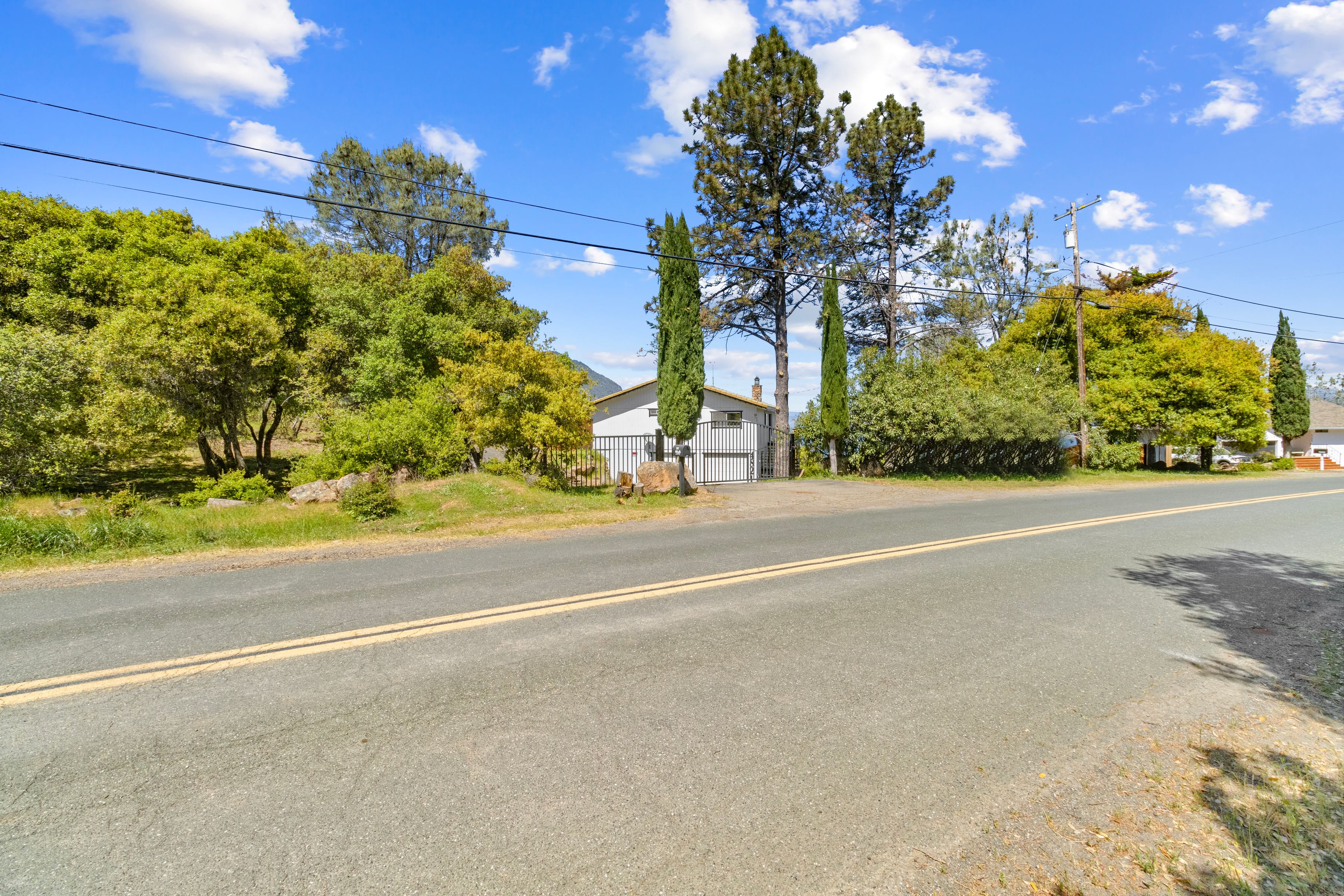  4805 Hawaina Way - 物件實景