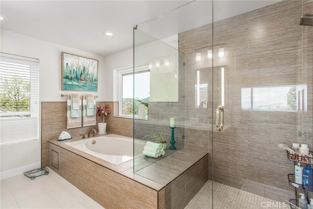 Yucaipa, California, 92399, United States, 3 Bedrooms Bedrooms, ,3 BathroomsBathrooms,Residential,For Sale,1792415