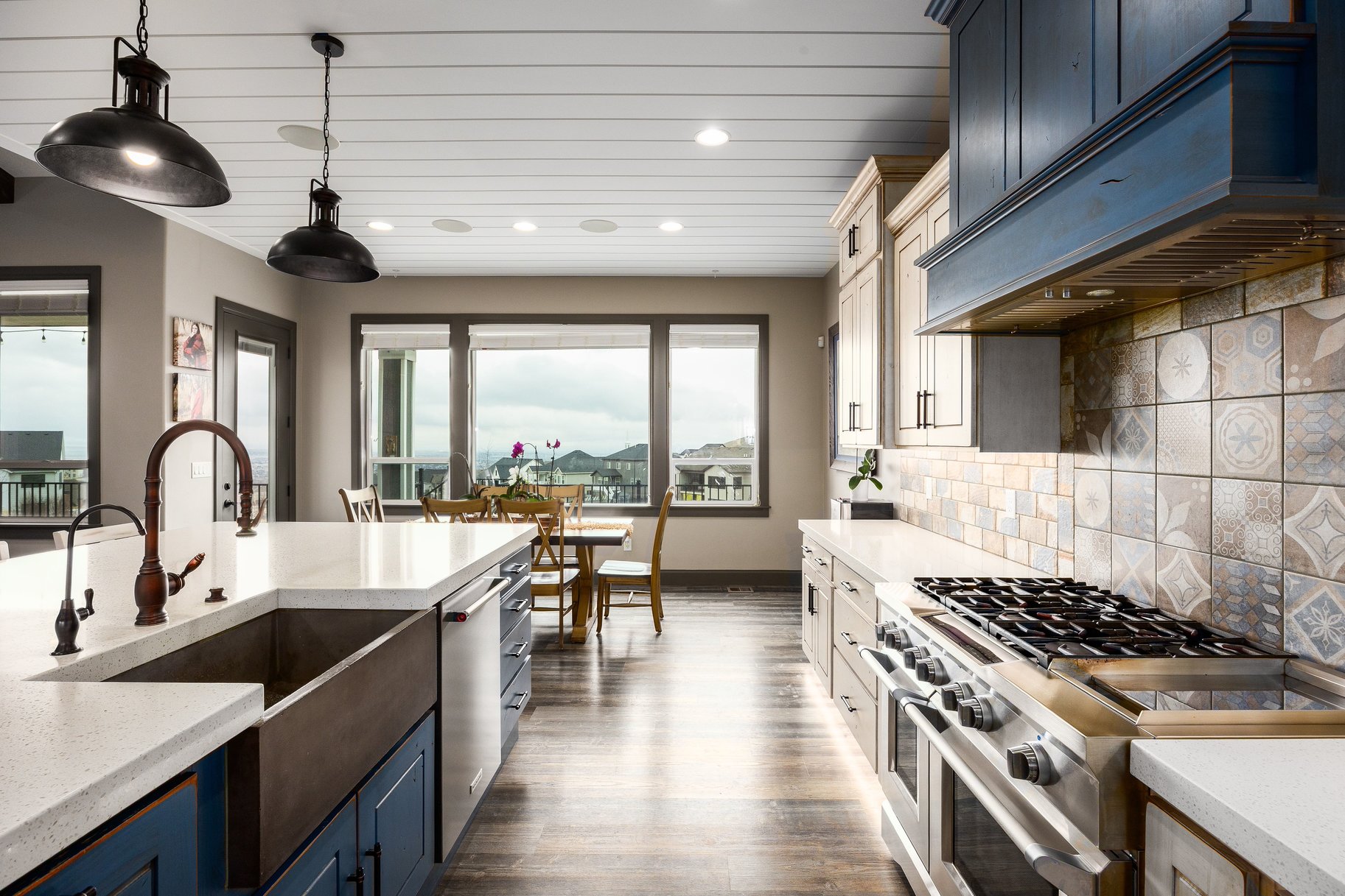  Unparalleled Views, Unmatched Privacy & Exceptional Design - 物件實景