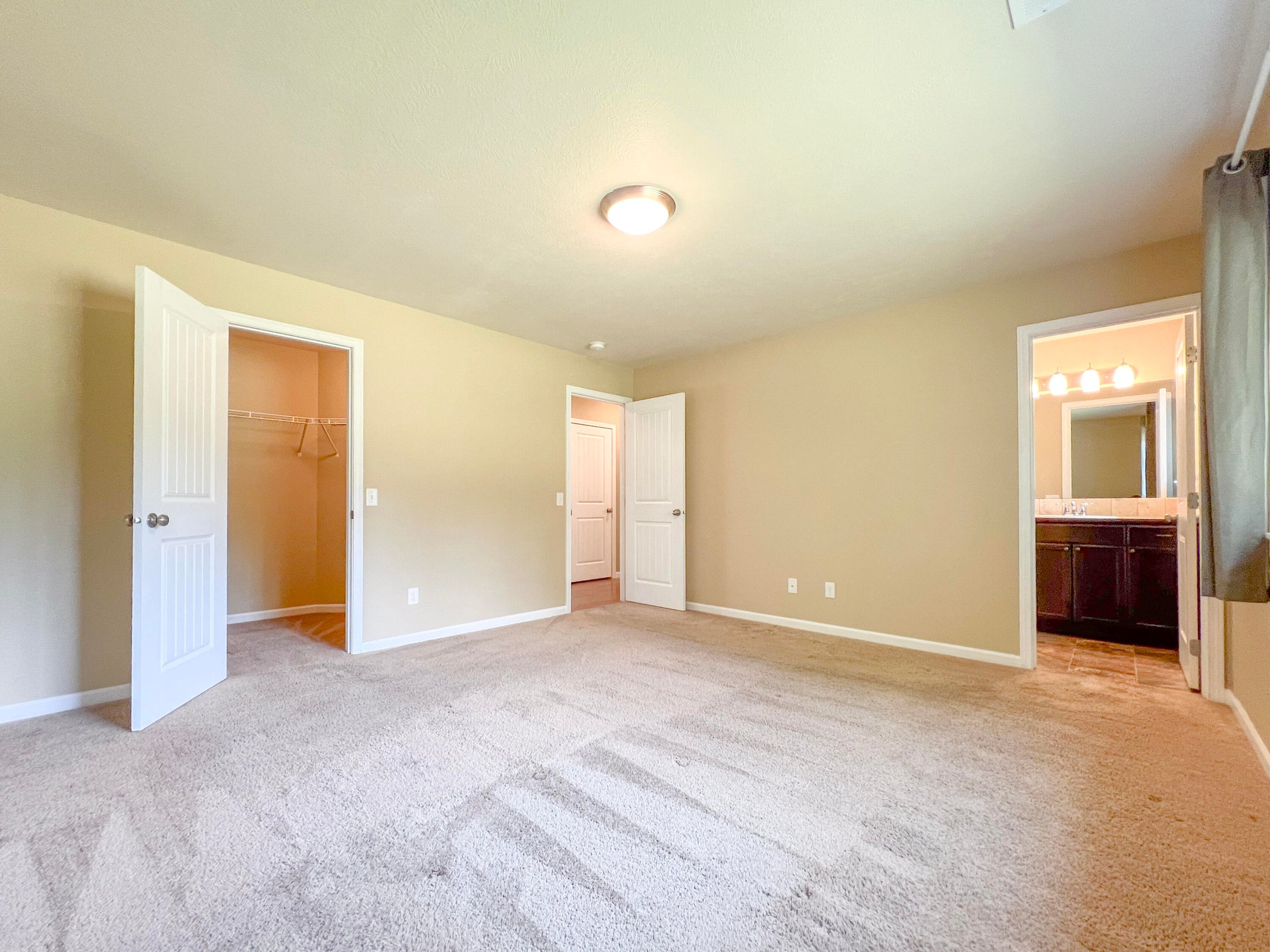 Colville, Washington, 99114, United States, 3 Bedrooms Bedrooms, ,2 BathroomsBathrooms,Residential,For Sale,1928026