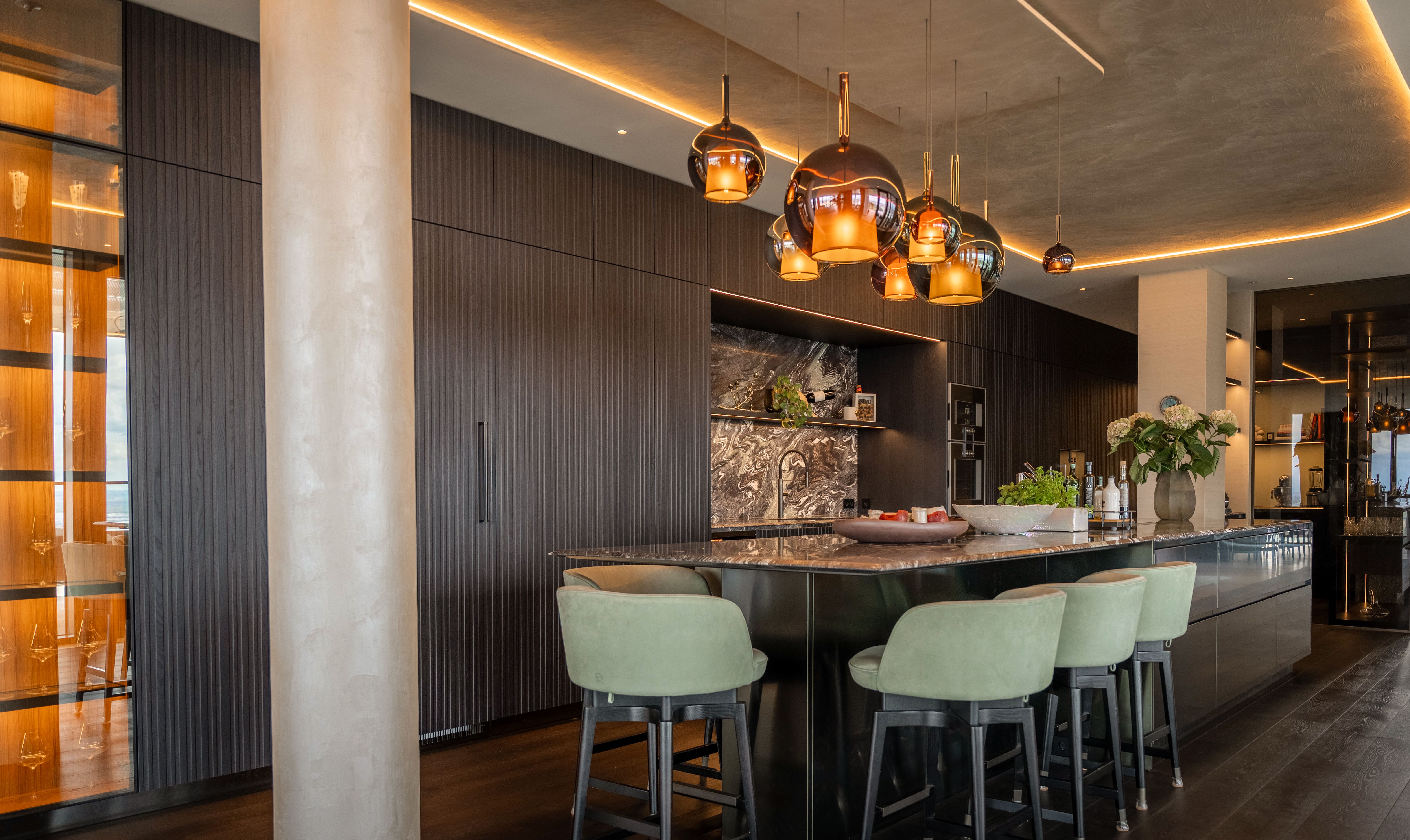  EEN BUITENGEWONE PENTHOUSE-RESIDENTIE MET TERRASSEN RONDOM EN EEN ADEMBENEMEND 3 - 物件實景