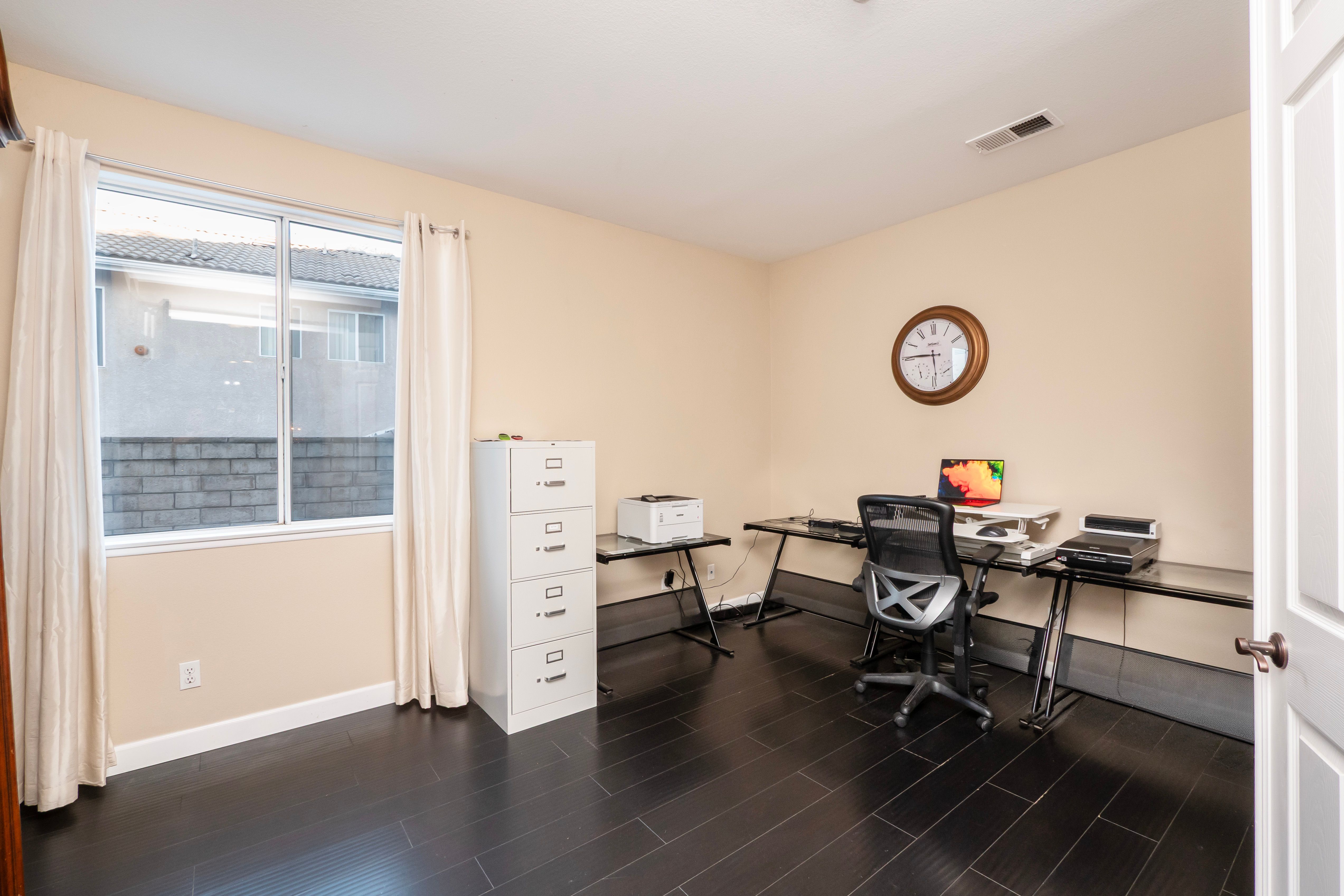  1438 Kirkmichael Circle, Riverside, CA 92507 - 物件實景