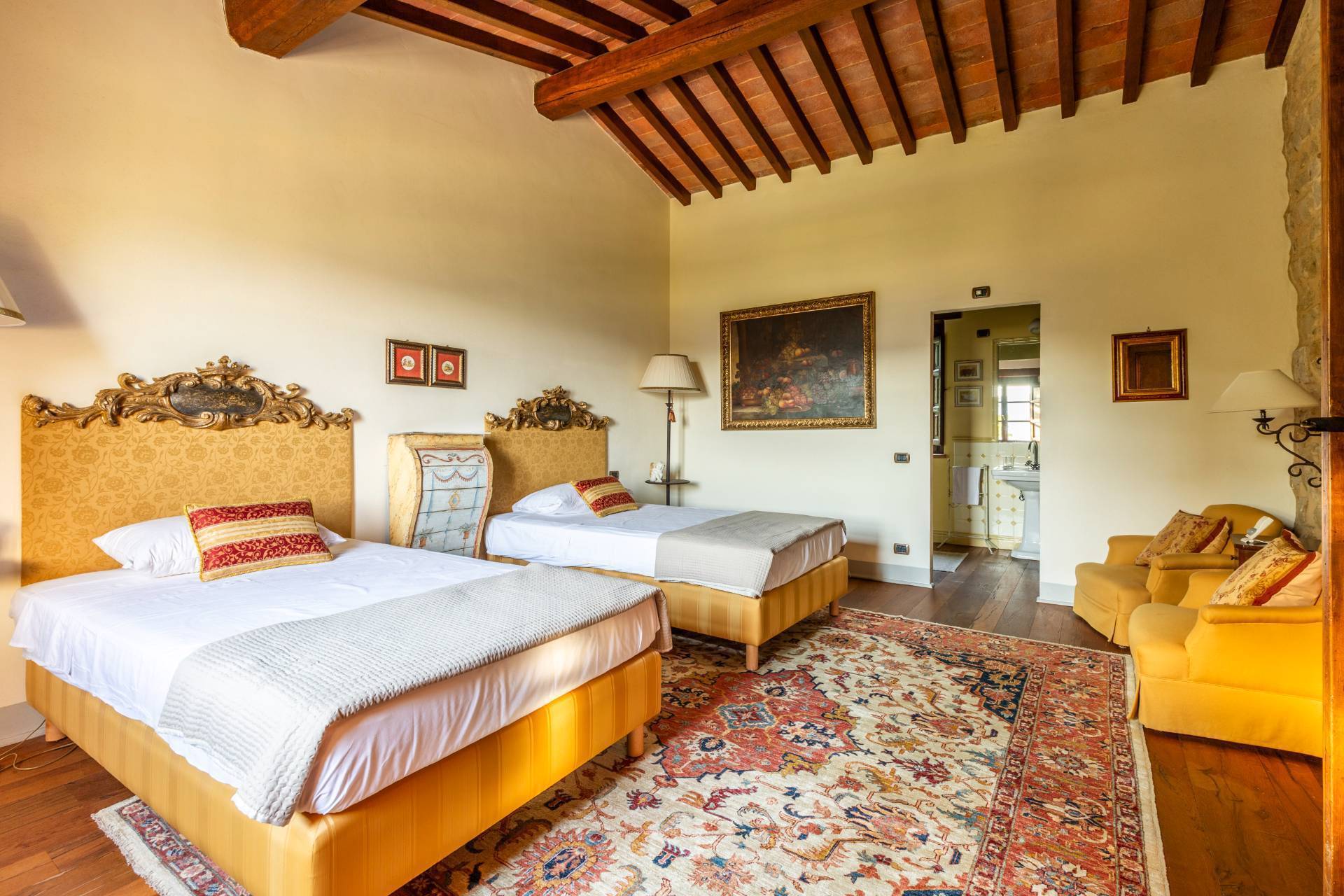 Perugia, Perugia, 06100, IT, 4 Bedrooms Bedrooms, ,5 BathroomsBathrooms,Residential,For Sale,1730390