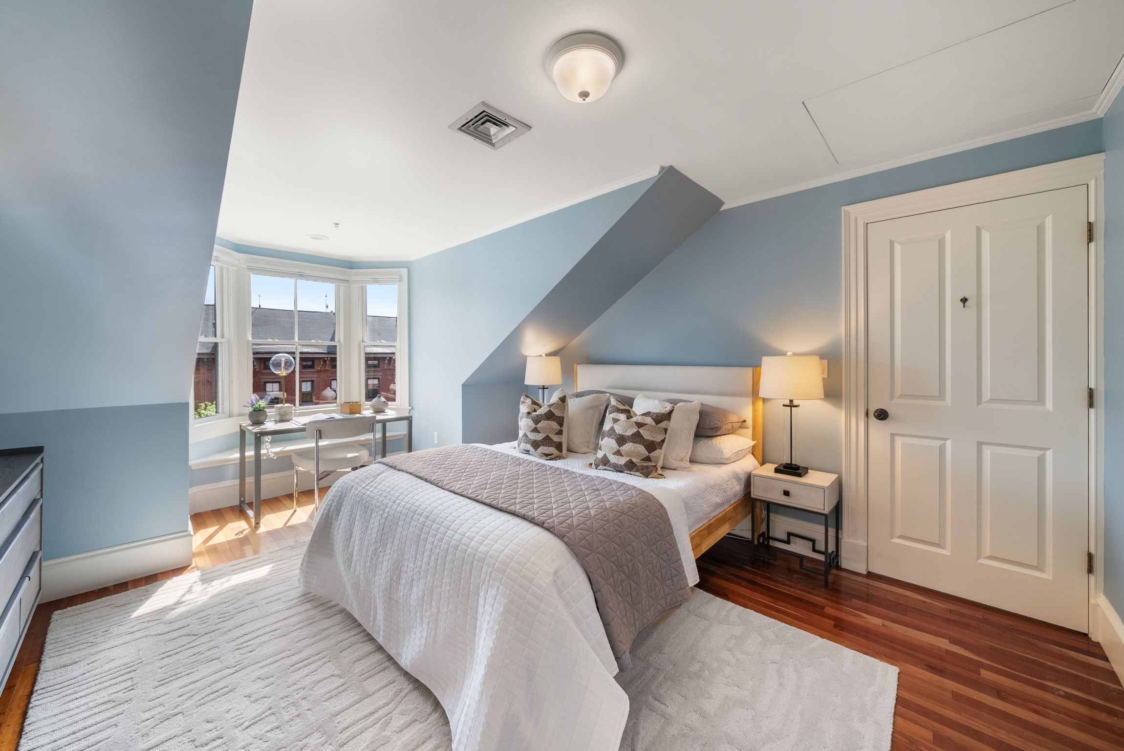  578 Massachusetts Ave, Boston, MA, 02118 - 物件實景
