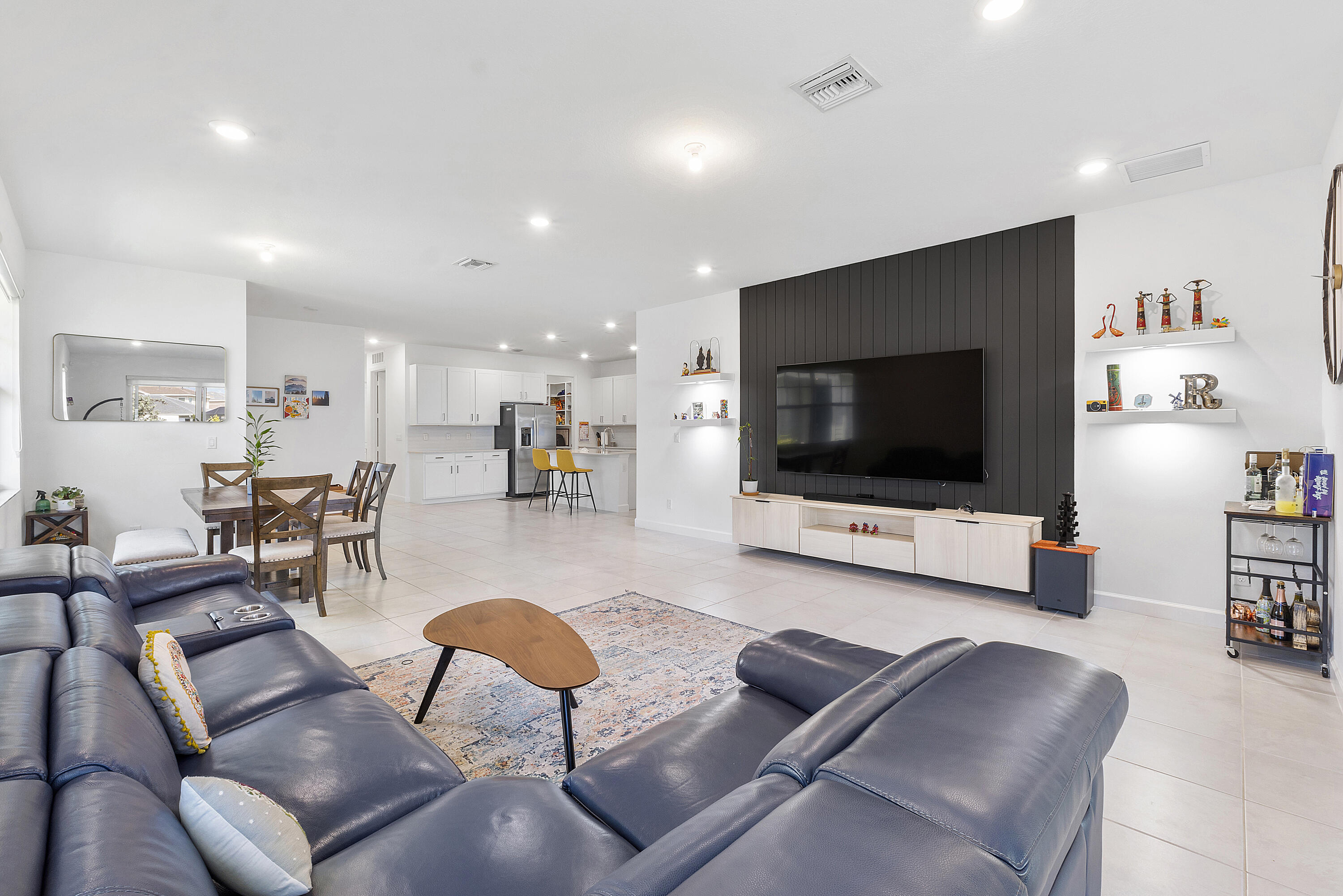 Loxahatchee, Florida, 33470, United States, 3 Bedrooms Bedrooms, ,2 BathroomsBathrooms,Residential,For Sale,1762338