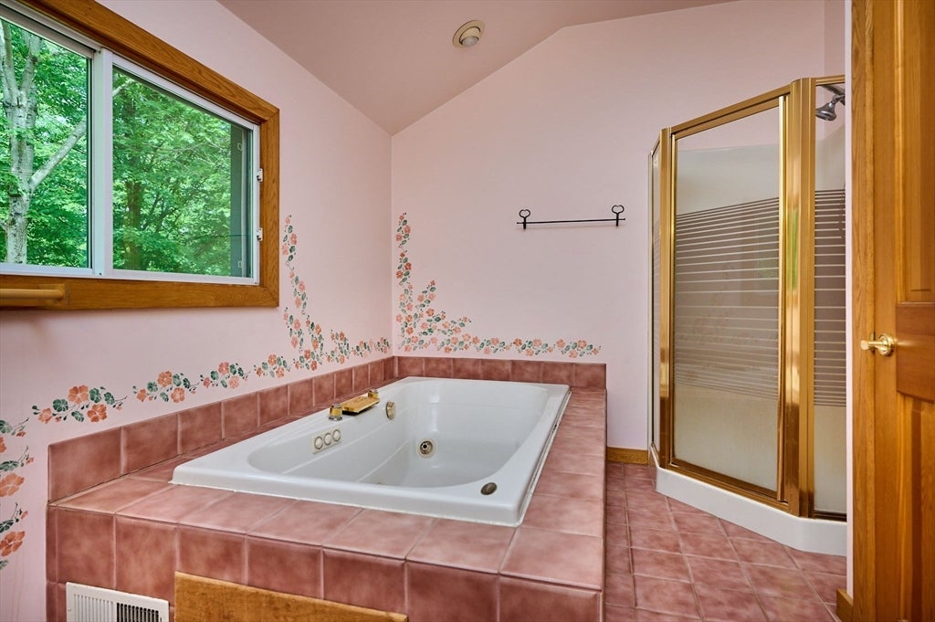 Conway, Massachusetts, 01341, United States, 4 Bedrooms Bedrooms, ,3 BathroomsBathrooms,Residential,For Sale,1847482