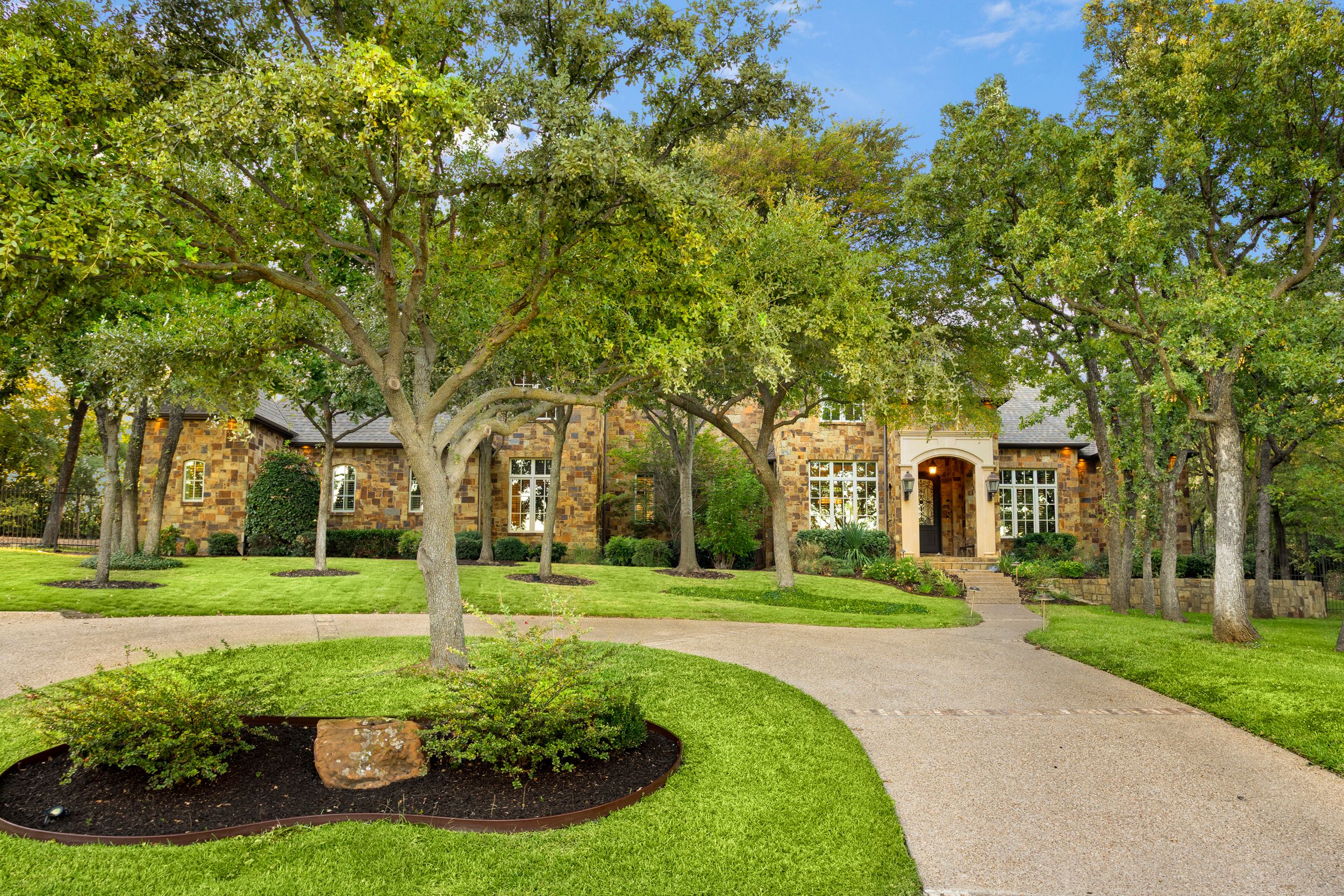  Private Luxury Estate in the prestigious Southern Hills enclave of Keller - 物件實景