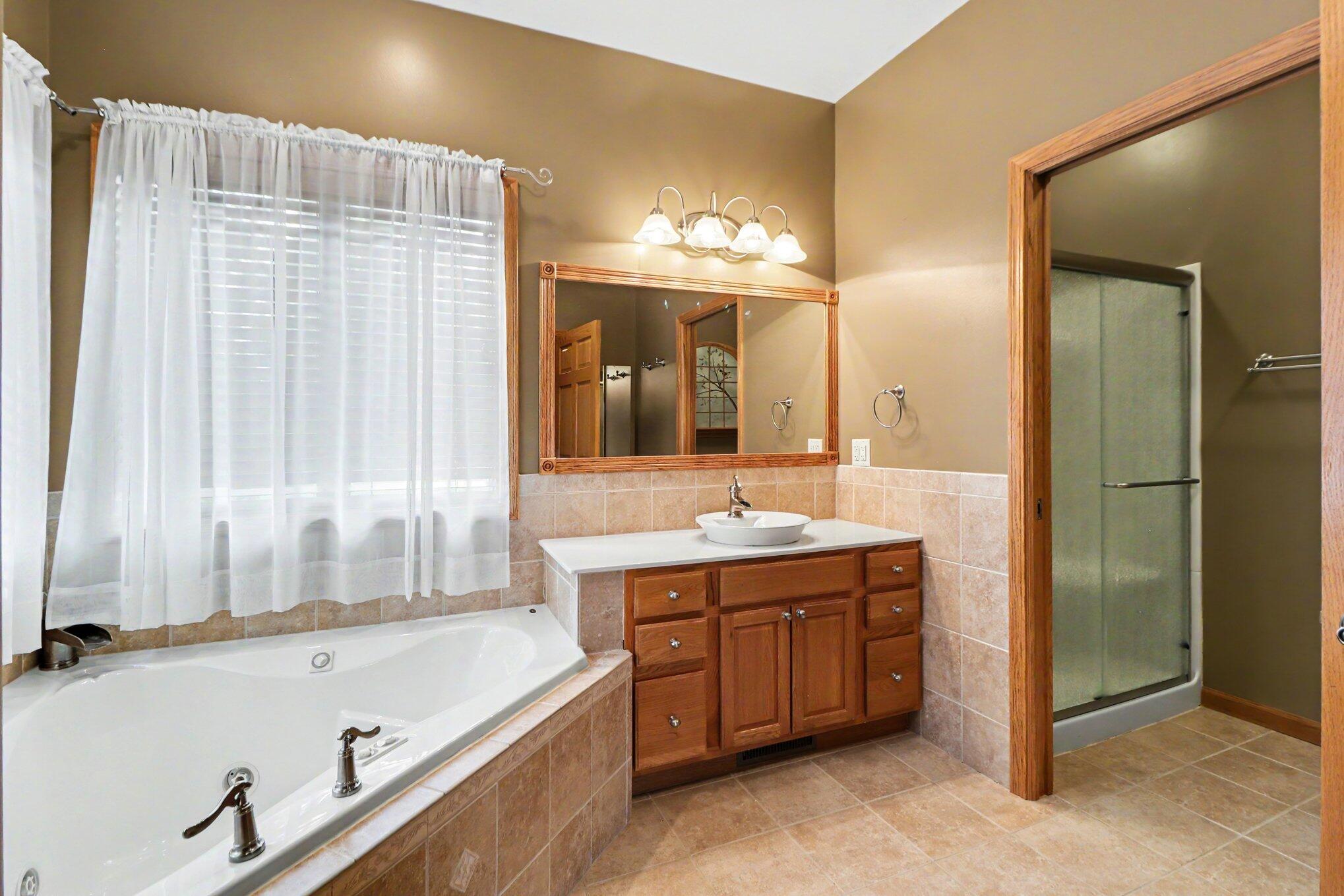 Valparaiso, Indiana, 46383, United States, 3 Bedrooms Bedrooms, ,3 BathroomsBathrooms,Residential,For Sale,2048382