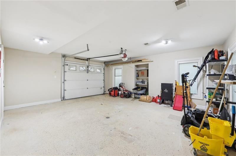 Buford, Georgia, 30518, United States, 6 Bedrooms Bedrooms, ,5 BathroomsBathrooms,Residential,For Sale,1976033