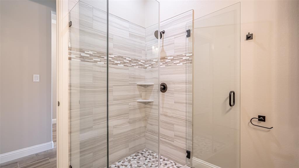 Granbury, Texas, 76048, United States, 3 Bedrooms Bedrooms, ,3 BathroomsBathrooms,Residential,For Sale,1996630