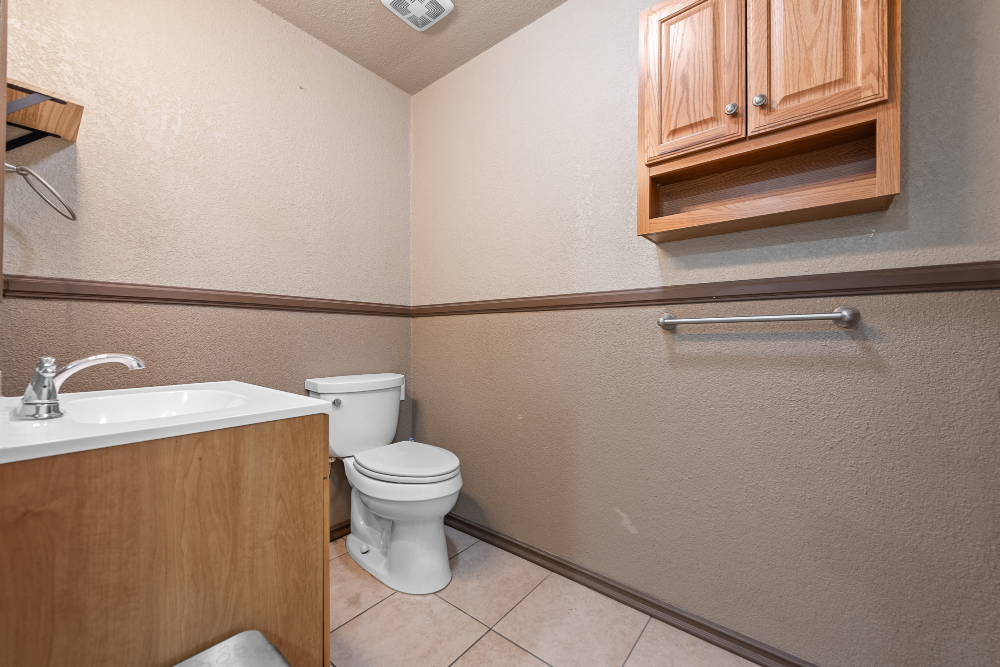  4734 Sierra Street, Riverside, CA 92504 - 物件實景