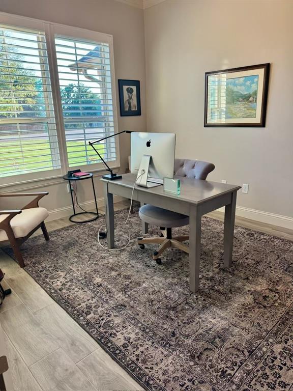 Granbury, Texas, 76049, United States, 4 Bedrooms Bedrooms, ,2 BathroomsBathrooms,Residential,For Sale,1983428