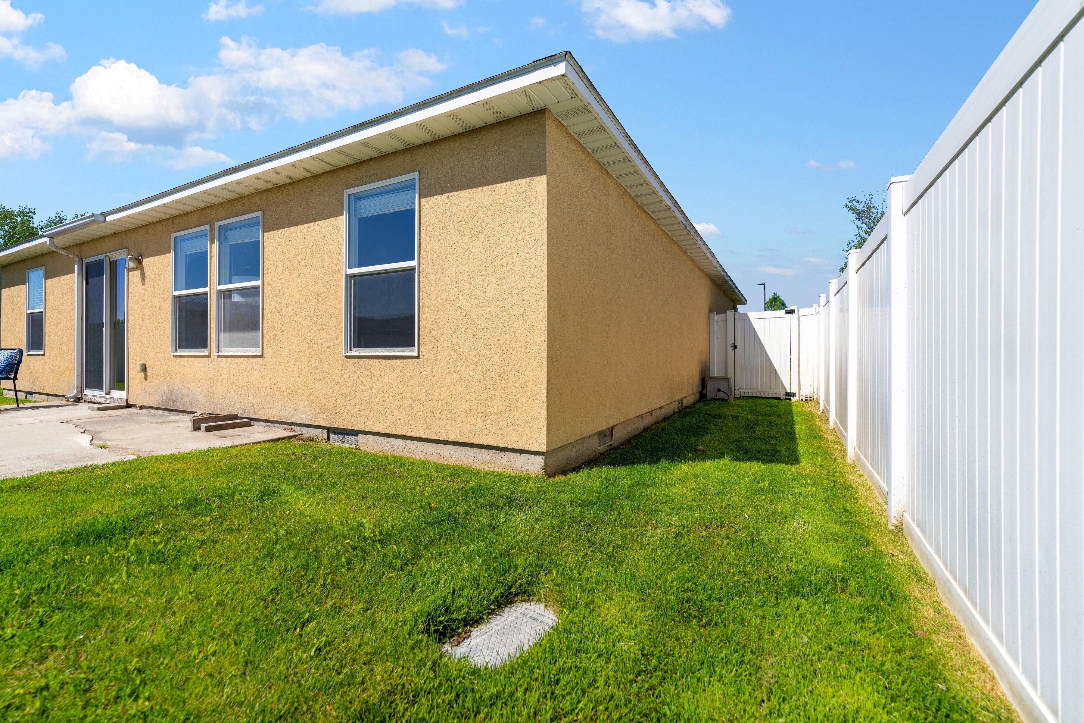  Charming single-level 3-bed, 2 bath home wonderfully located in North Caldwell - 物件實景