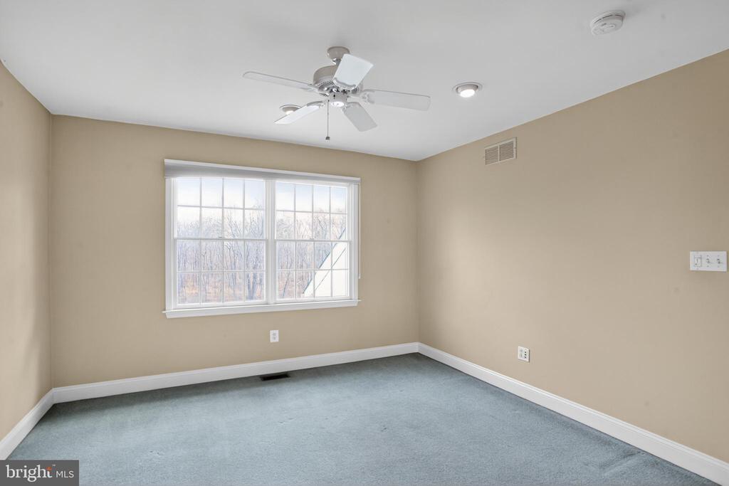 New Hope, Pennsylvania, 18938, United States, 4 Bedrooms Bedrooms, ,5 BathroomsBathrooms,Residential,For Sale,1994907