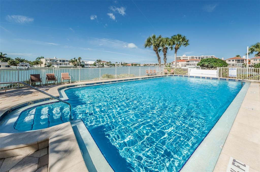Clearwater Beach, Florida, 33767, United States, 2 Bedrooms Bedrooms, ,2 BathroomsBathrooms,Residential,For Sale,1786658