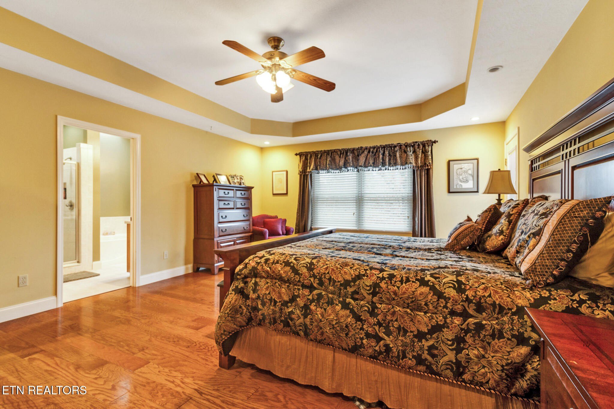 Crossville, Tennessee, 38572, United States, 2 Bedrooms Bedrooms, ,3 BathroomsBathrooms,Residential,For Sale,1978384