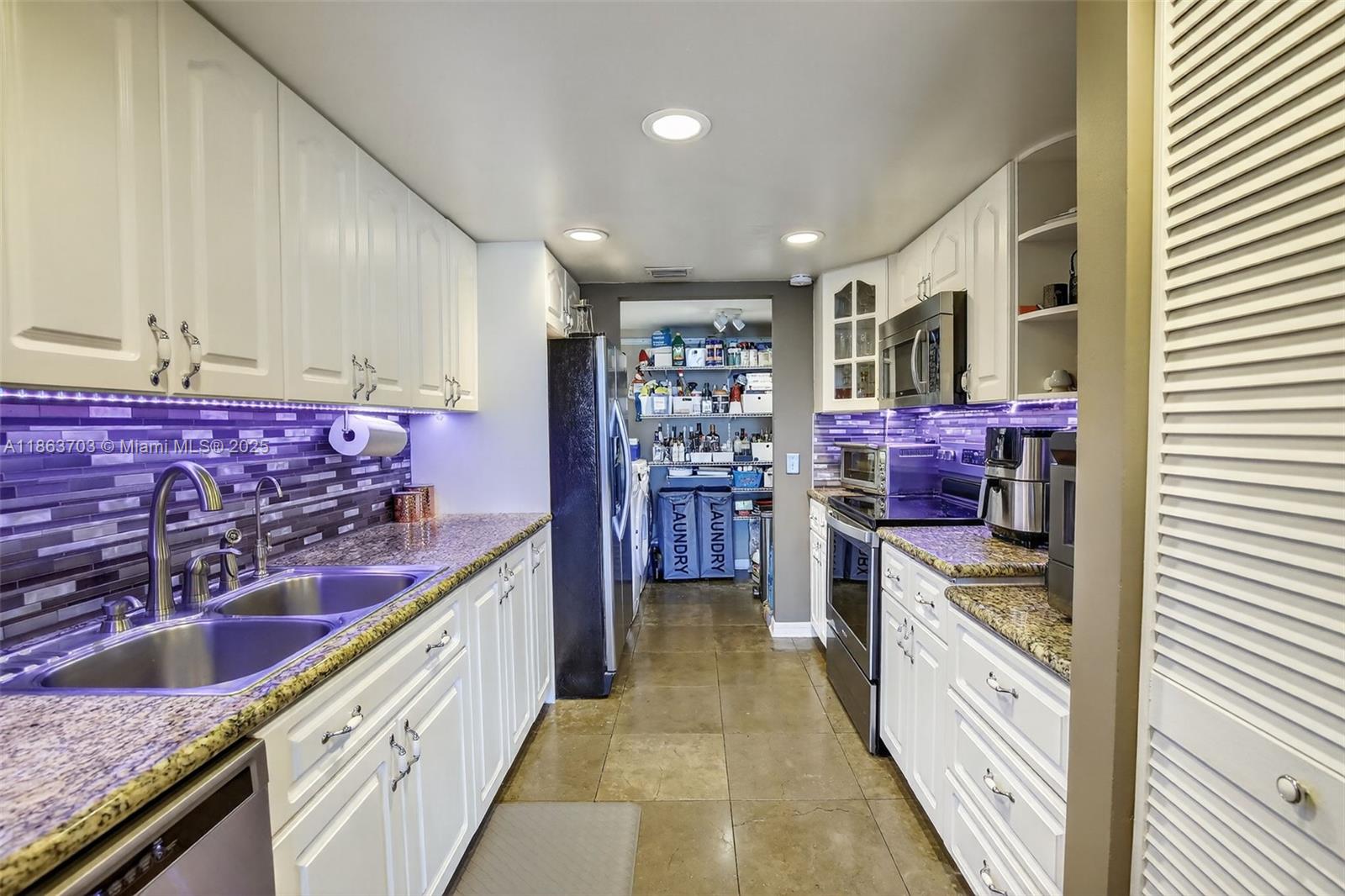 Pembroke Pines, Florida, 33026, United States, 3 Bedrooms Bedrooms, ,3 BathroomsBathrooms,Residential,For Sale,1927070