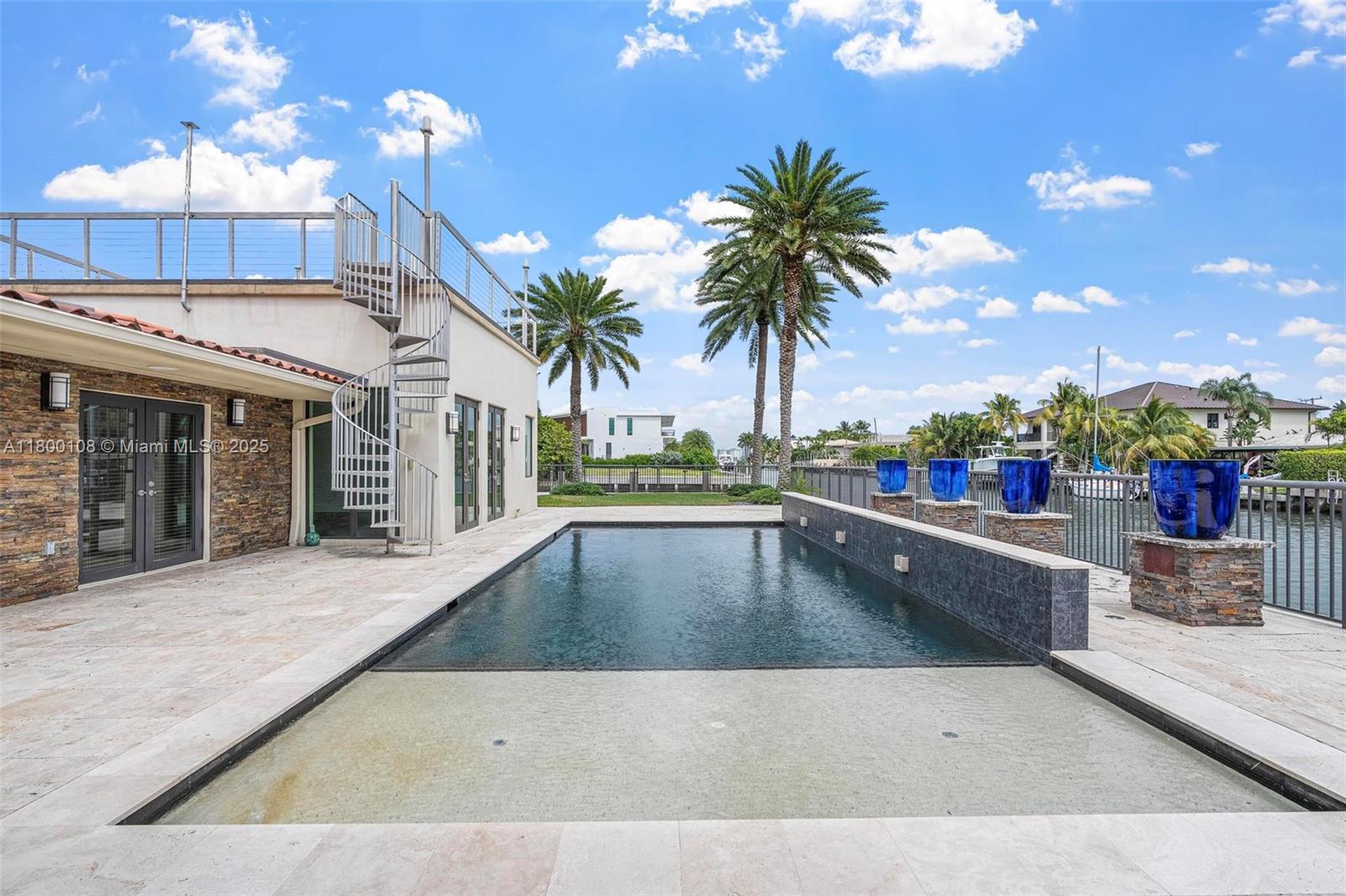 North Miami, Florida, 33181, United States, 5 Bedrooms Bedrooms, ,5 BathroomsBathrooms,Residential,For Sale,1804760