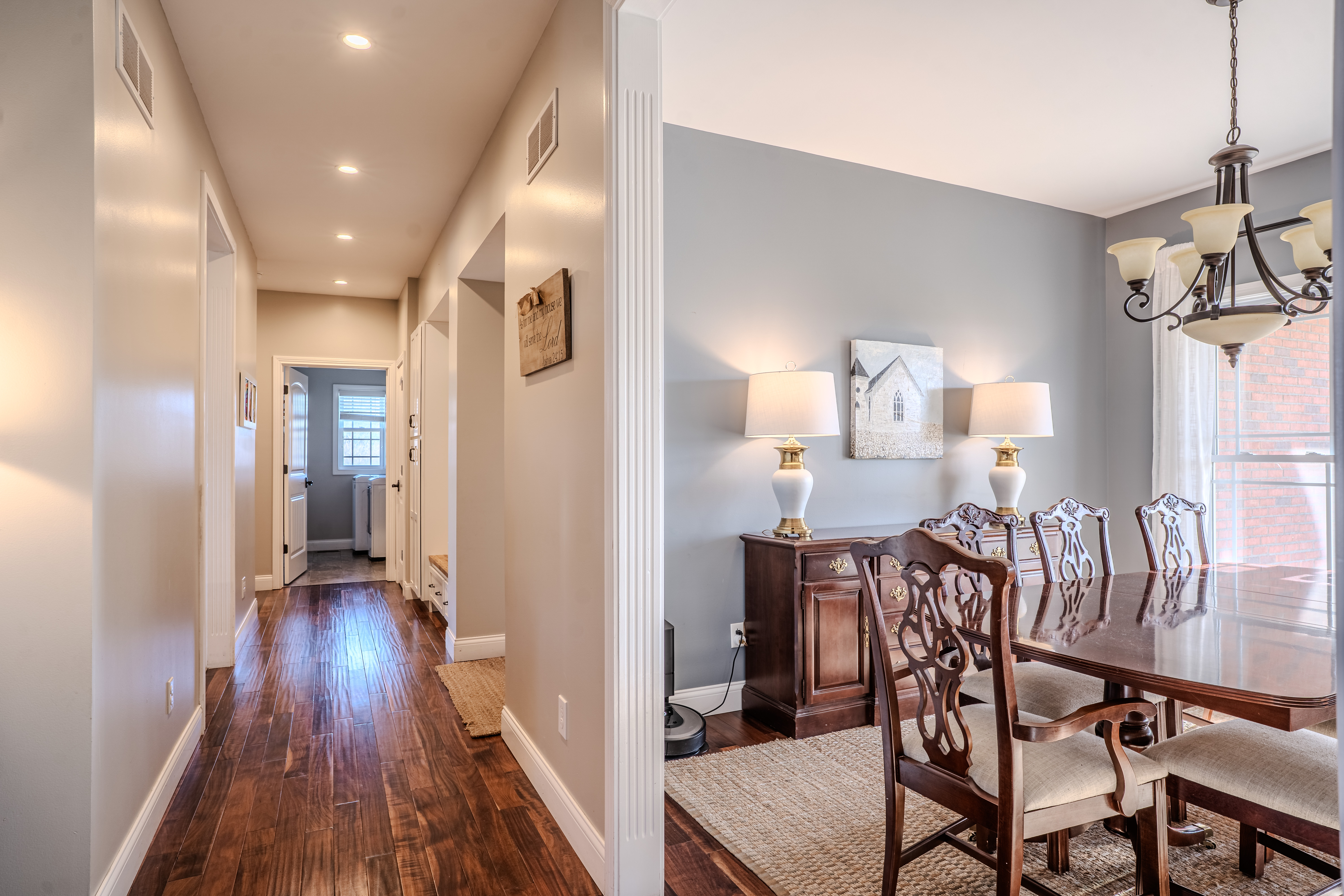 Frankfort, Kentucky, 40601, United States, 6 Bedrooms Bedrooms, ,3 BathroomsBathrooms,Residential,For Sale,2012095