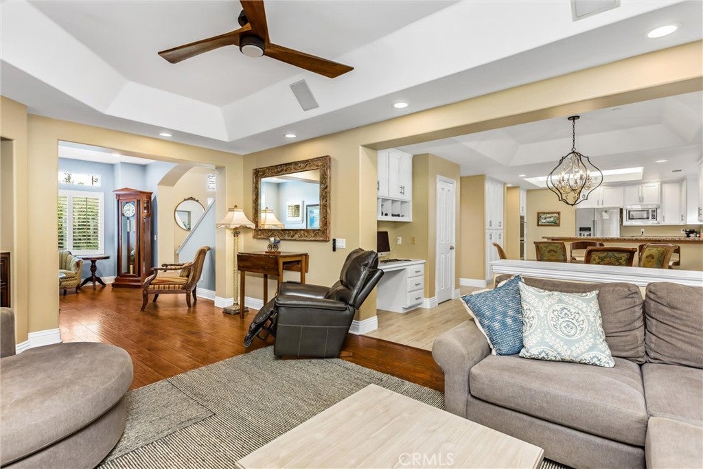 Redlands, California, 92373, United States, 5 Bedrooms Bedrooms, ,4 BathroomsBathrooms,Residential,For Sale,1992456