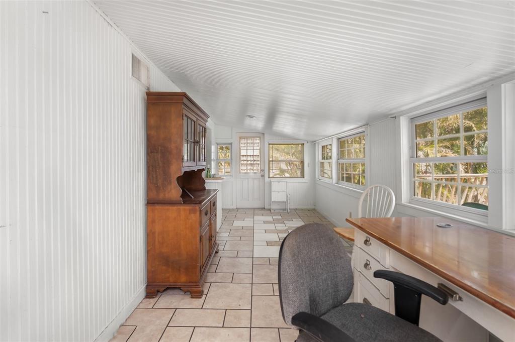 Bradenton Beach, Florida, 34217, United States, 2 Bedrooms Bedrooms, ,2 BathroomsBathrooms,Residential,For Sale,1973722