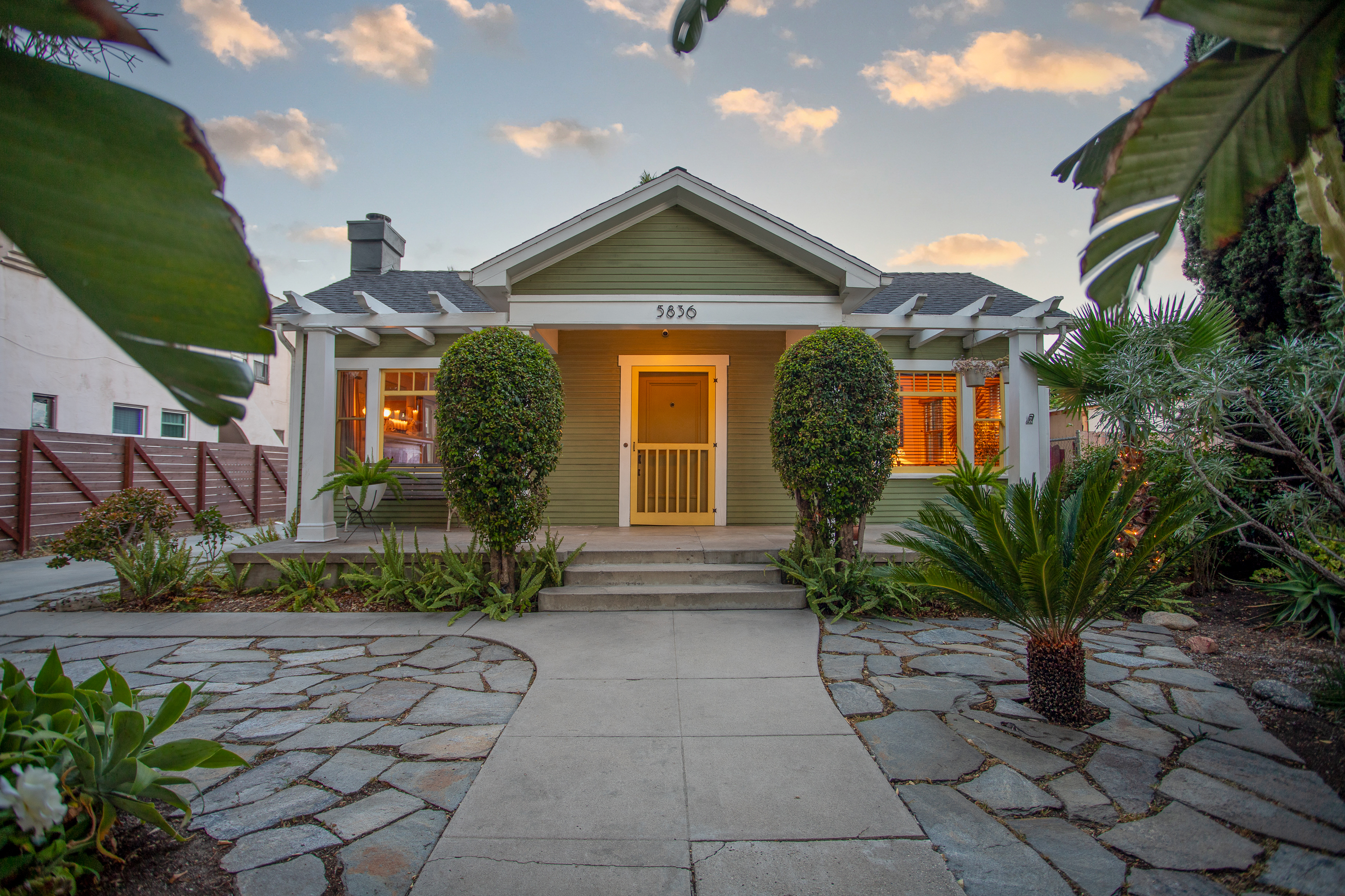  5836 La Mirada Avenue - 物件實景