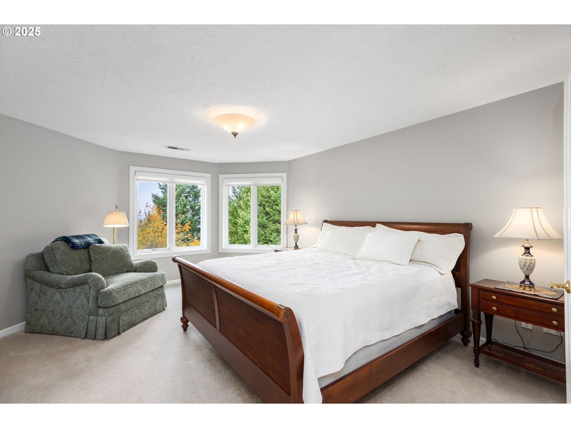 Happy Valley, Oregon, 97086, United States, 3 Bedrooms Bedrooms, ,4 BathroomsBathrooms,Residential,For Sale,1990937