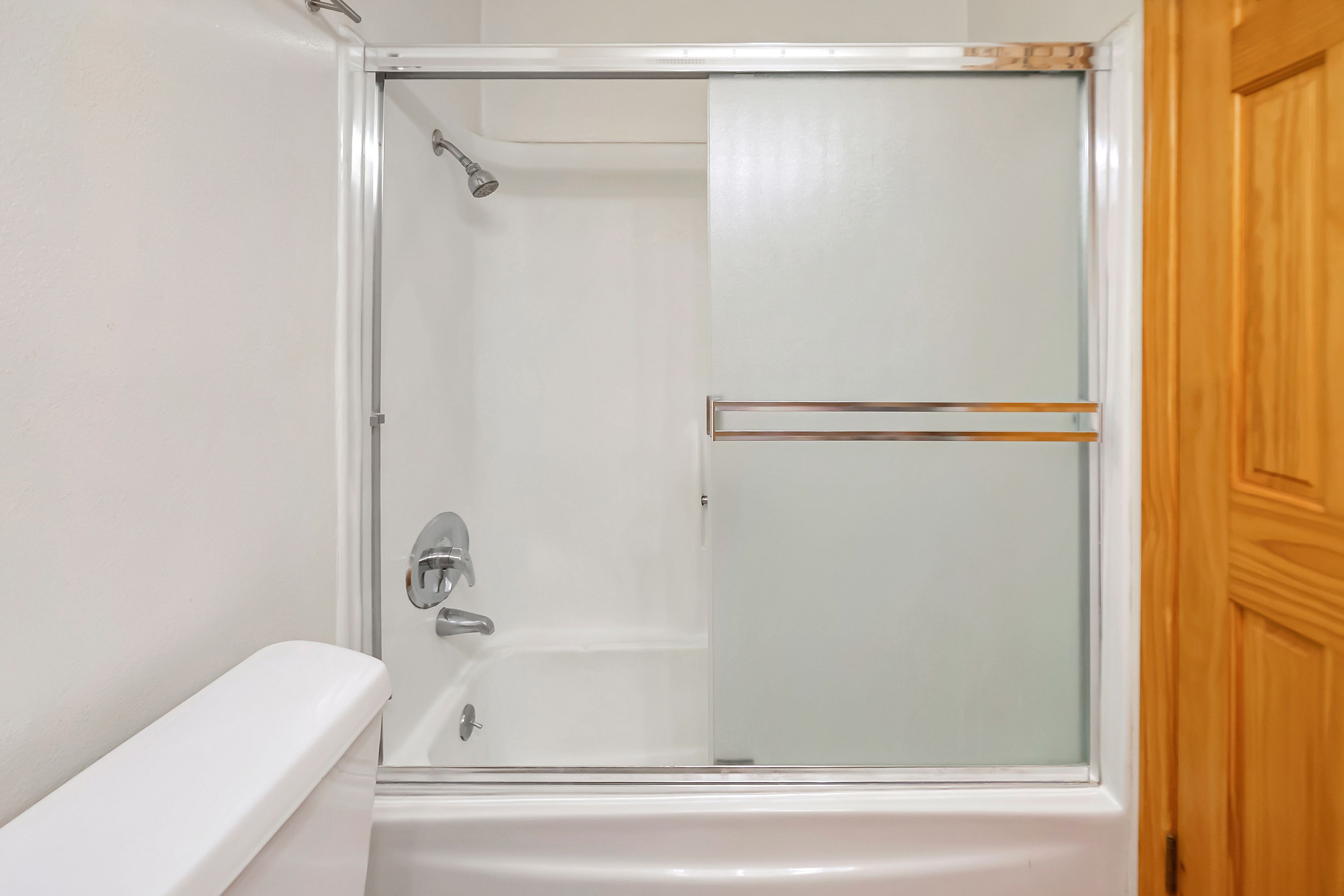  23901 Civic Center Way - 物件實景