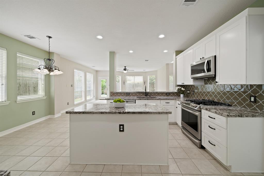 Missouri City, Texas, 77459, United States, 4 Bedrooms Bedrooms, ,4 BathroomsBathrooms,Residential,For Sale,1875921