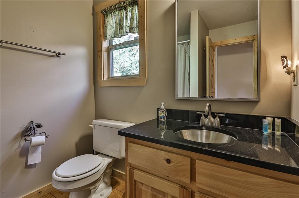 Ellijay, Georgia, 30540, United States, 3 Bedrooms Bedrooms, ,3 BathroomsBathrooms,Residential,For Sale,1923913