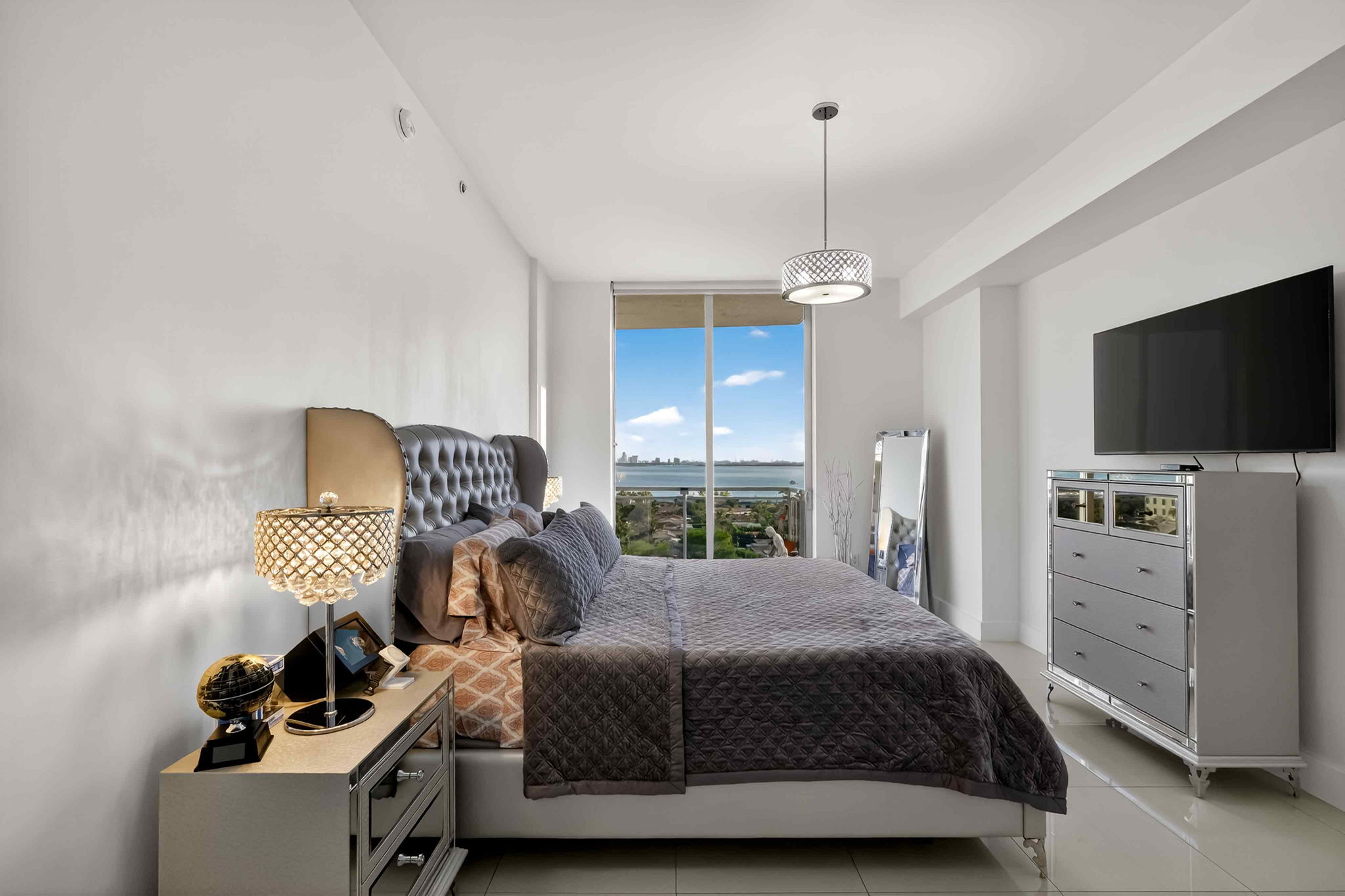  7901 S Hispanola Ave, North Bay Village, FL, 33141 - 物件實景