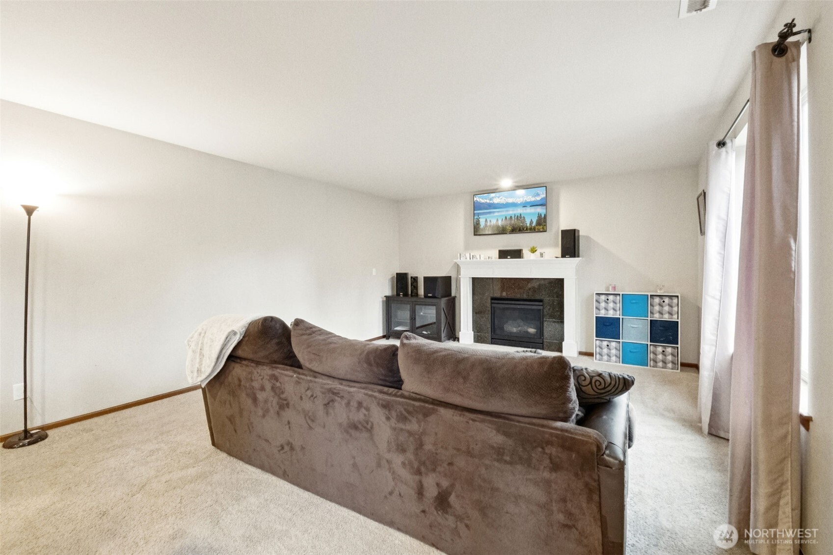 Marysville, Washington, 98271, United States, 3 Bedrooms Bedrooms, ,3 BathroomsBathrooms,Residential,For Sale,1989065