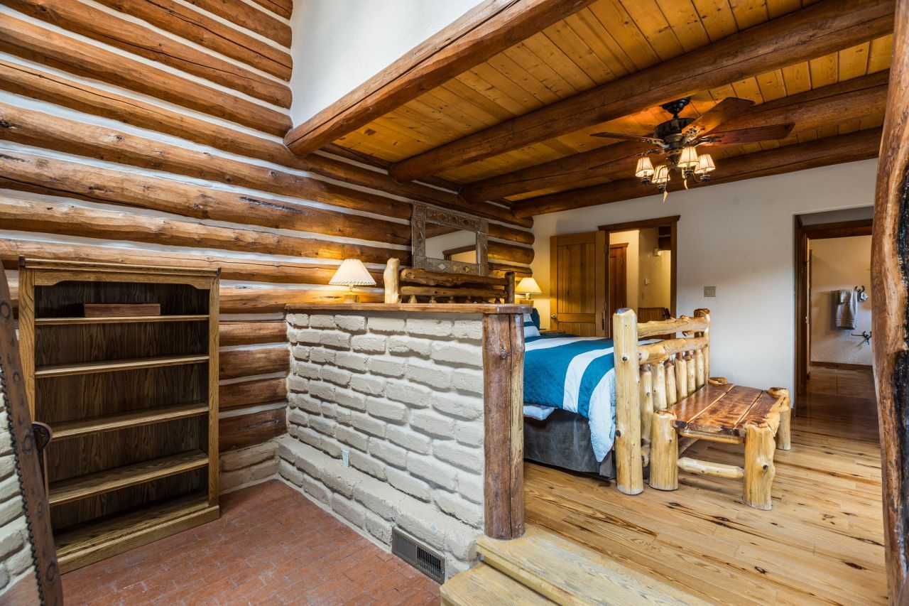 Tijeras, New Mexico, 87059, United States, 3 Bedrooms Bedrooms, ,2 BathroomsBathrooms,Residential,For Sale,1942288