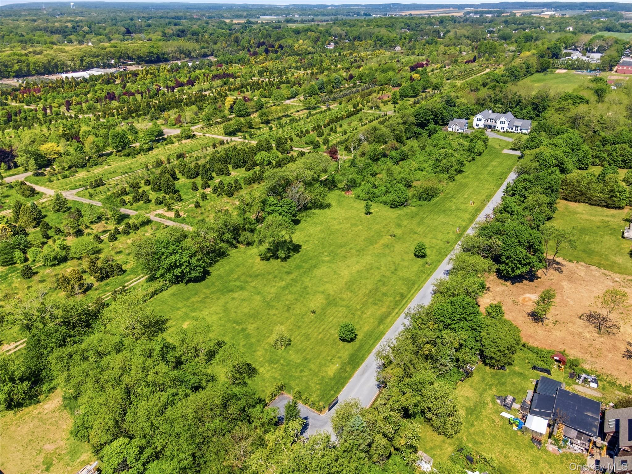  704 Hubbard Avenue, Aquebogue, NY, 11901 - 物件實景