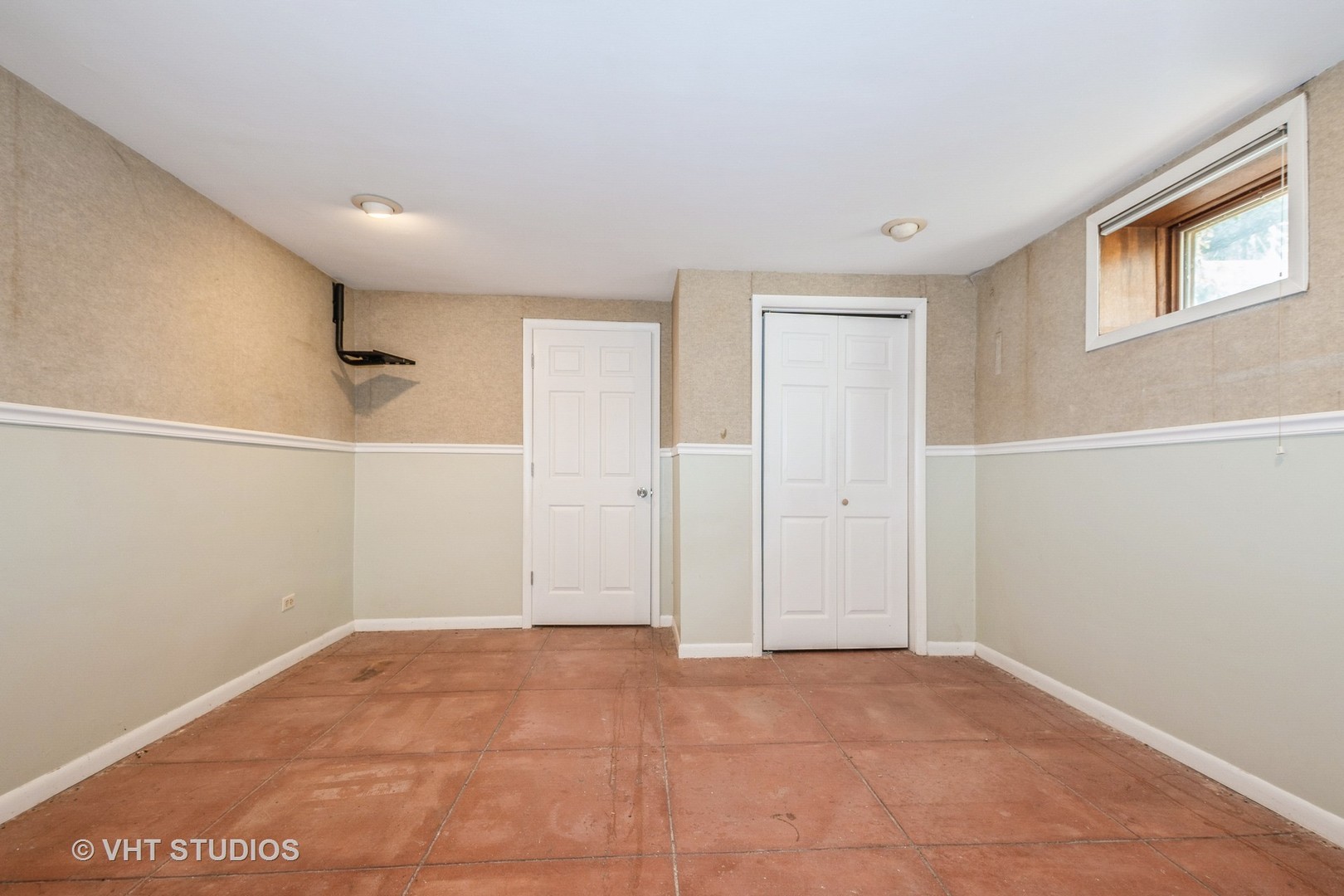 Chicago, Illinois, 60643, United States, 4 Bedrooms Bedrooms, ,3 BathroomsBathrooms,Residential,For Sale,1910863