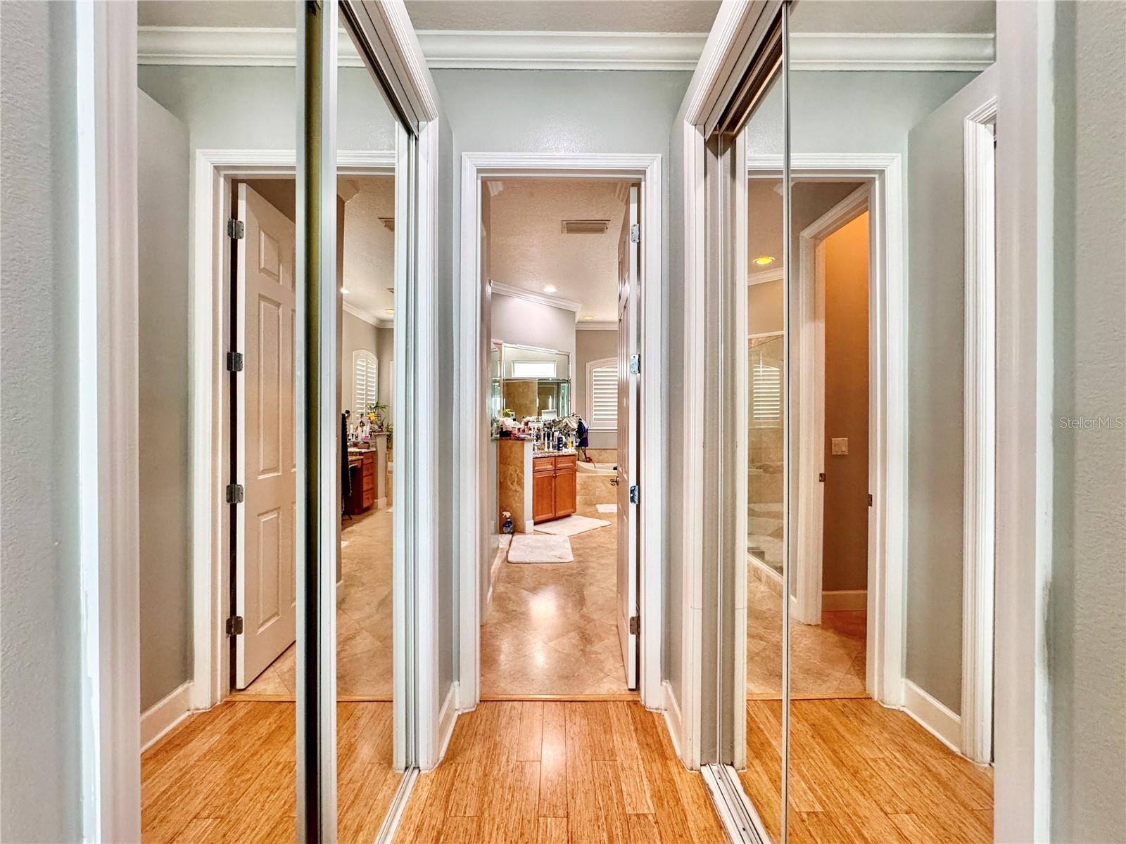 ORLANDO, Florida, 32836, United States, 5 Bedrooms Bedrooms, ,6 BathroomsBathrooms,Residential,For Sale,1983203