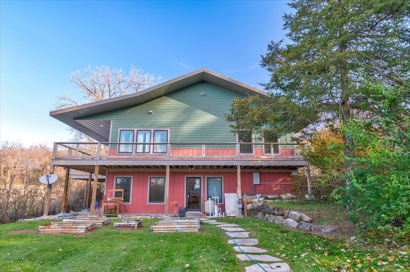 Sauk City, Wisconsin, 53583, United States, 5 Bedrooms Bedrooms, ,4 BathroomsBathrooms,Residential,For Sale,1992585