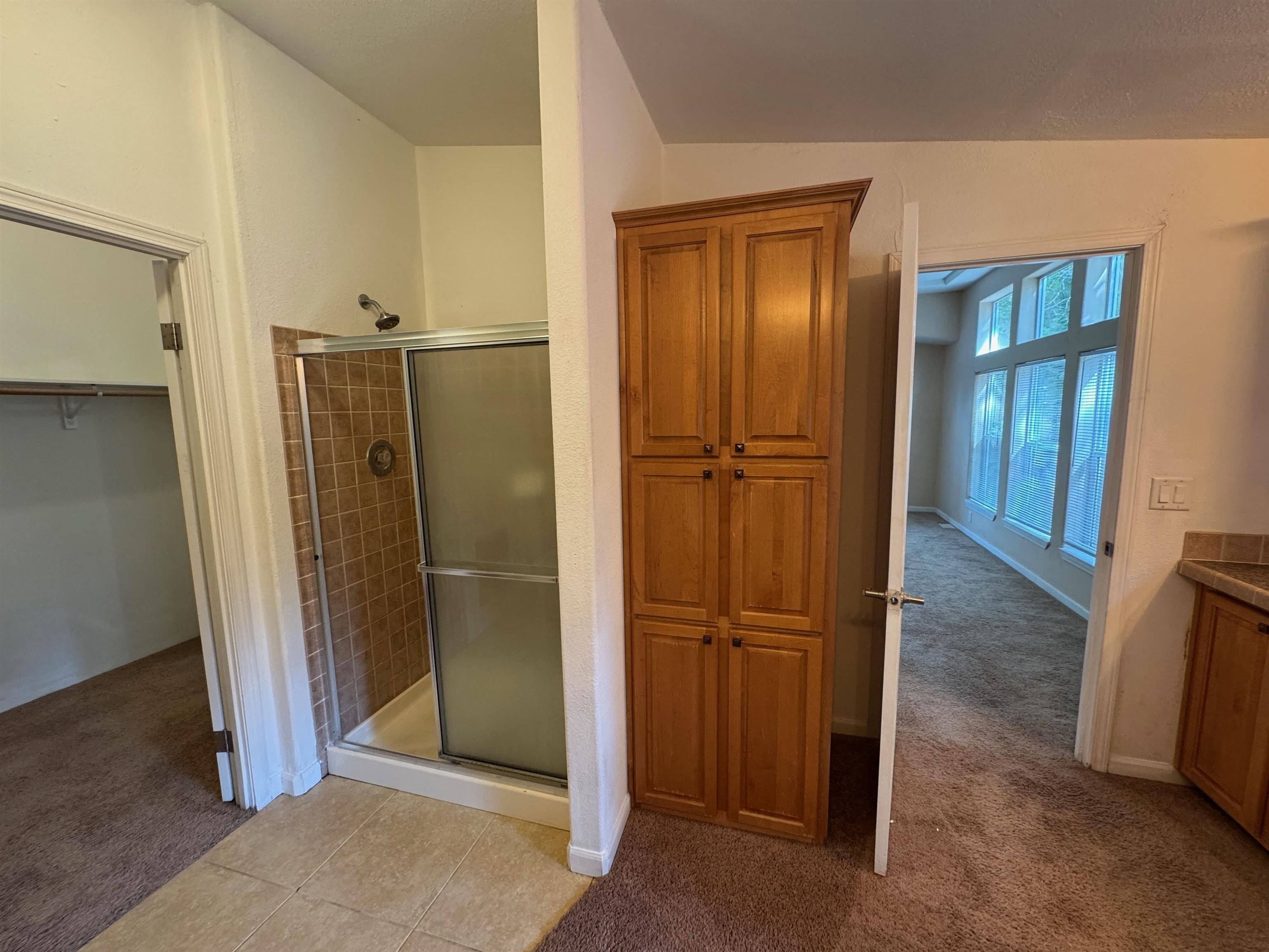 Mt Shasta, California, 96067, United States, 3 Bedrooms Bedrooms, ,2 BathroomsBathrooms,Residential,For Sale,1974393