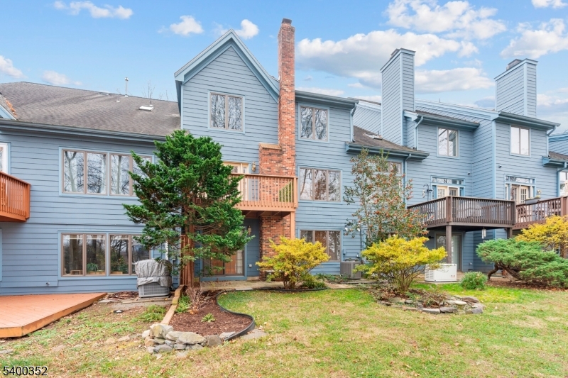 Lambertville City, New Jersey, 08530, United States, 3 Bedrooms Bedrooms, ,3 BathroomsBathrooms,Residential,For Sale,2002902