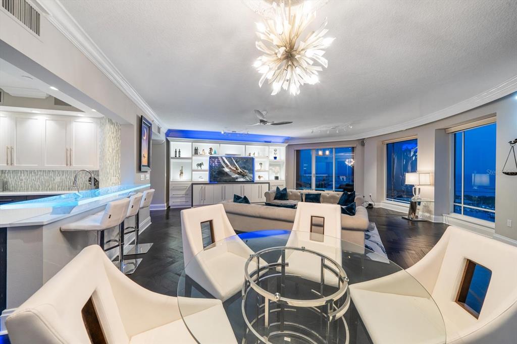 100 Beach Drive NE Unit 1900, St Petersburg, Florida, 33701, United States, 4 Bedrooms Bedrooms, ,6 BathroomsBathrooms,Residential,For Sale,100 Beach Drive NE Unit 1900,1618672