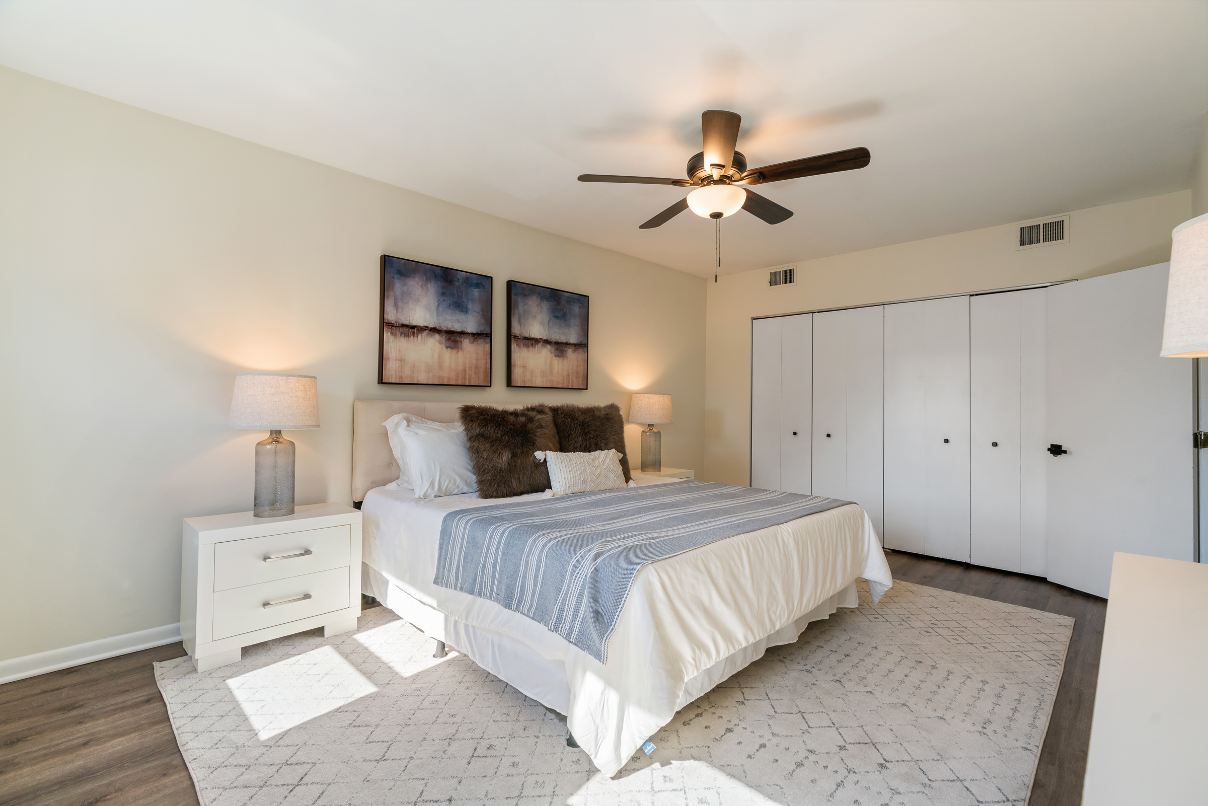  Spacious and Bright Condo in Prime Southeast Evanston Location - 物件實景