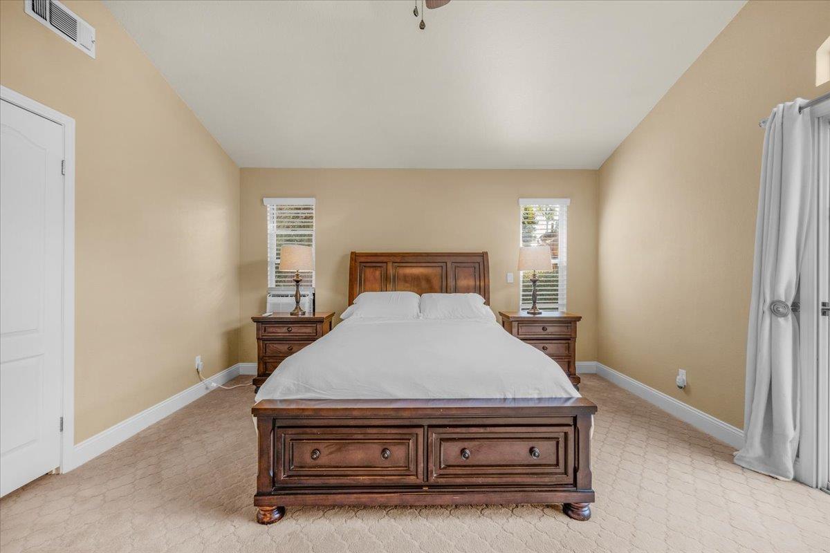 Fresno, California, 93720, United States, 5 Bedrooms Bedrooms, ,3 BathroomsBathrooms,Residential,For Sale,1981916