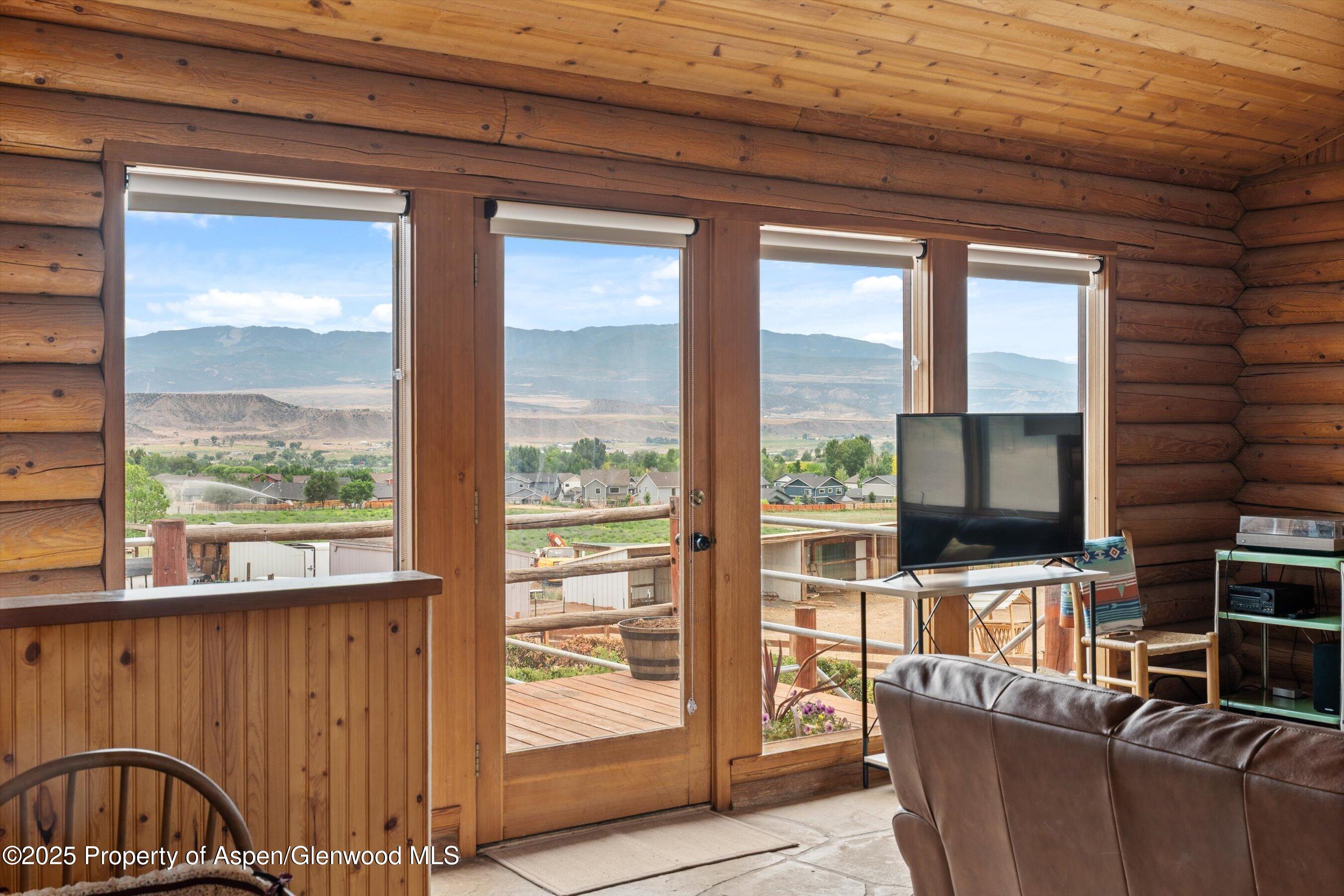Silt, Colorado, 81652, United States, 3 Bedrooms Bedrooms, ,2 BathroomsBathrooms,Residential,For Sale,1901039