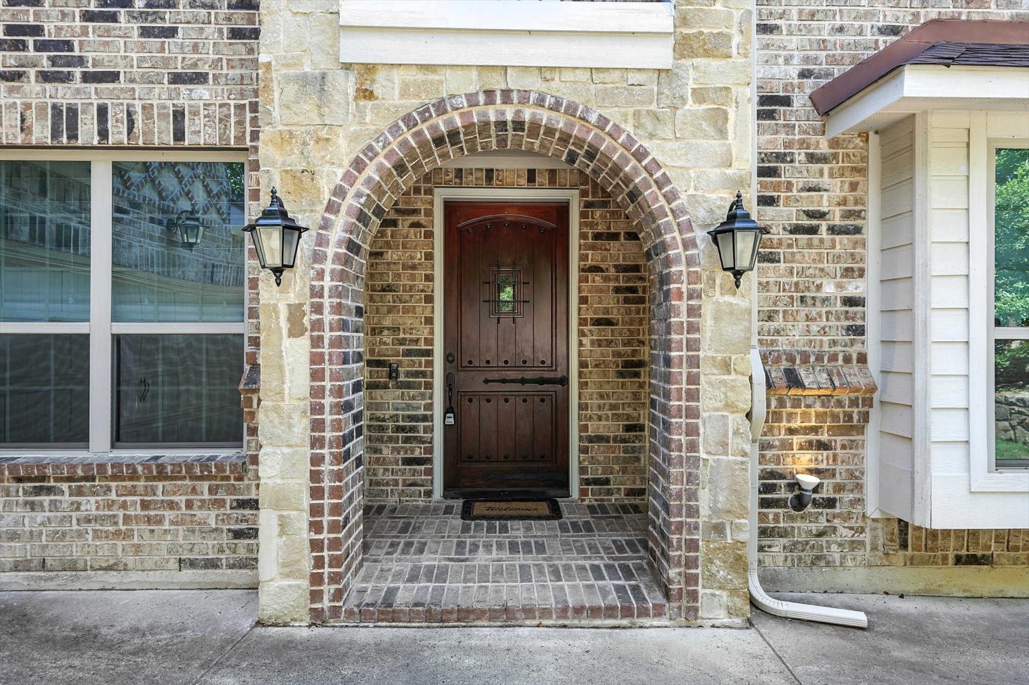 Highland Village, Texas, 75077, United States, 4 Bedrooms Bedrooms, ,4 BathroomsBathrooms,Residential,For Sale,1821197