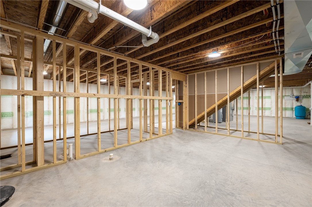 Chippewa Falls, Wisconsin, 54729, United States, 3 Bedrooms Bedrooms, ,2 BathroomsBathrooms,Residential,For Sale,1998199