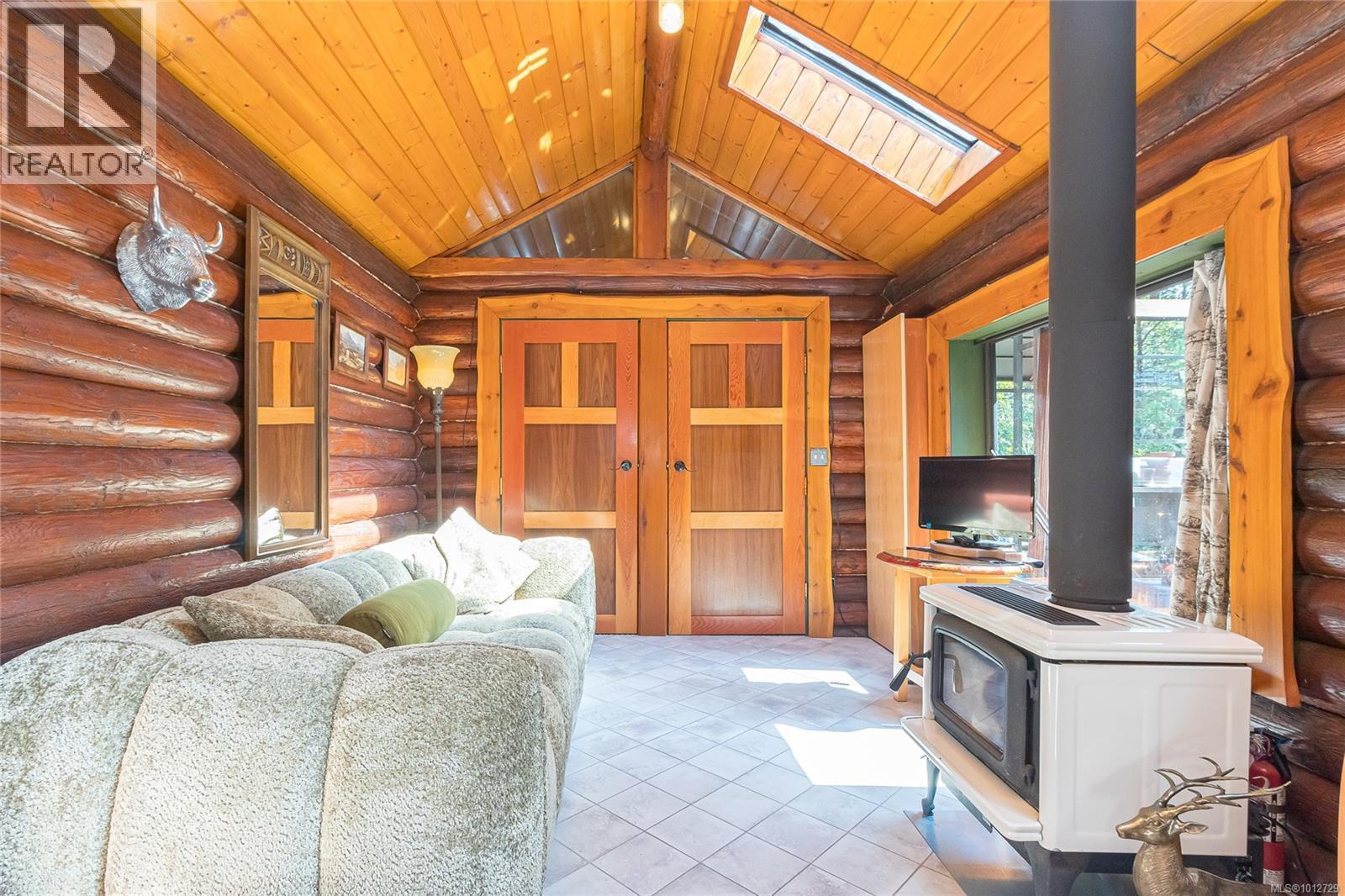 COBBLE HILL, British Columbia, V8H 0H2, CA, 3 Bedrooms Bedrooms, ,2 BathroomsBathrooms,Residential,For Sale,1951762