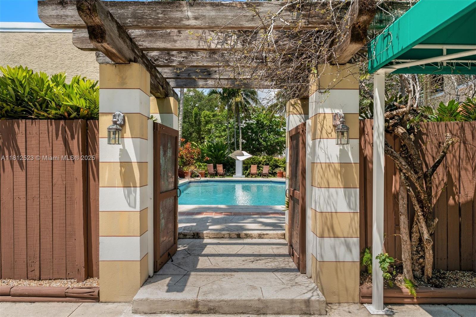 Miami, Florida, 33133, United States, 5 Bedrooms Bedrooms, ,5 BathroomsBathrooms,Residential,For Sale,1838928