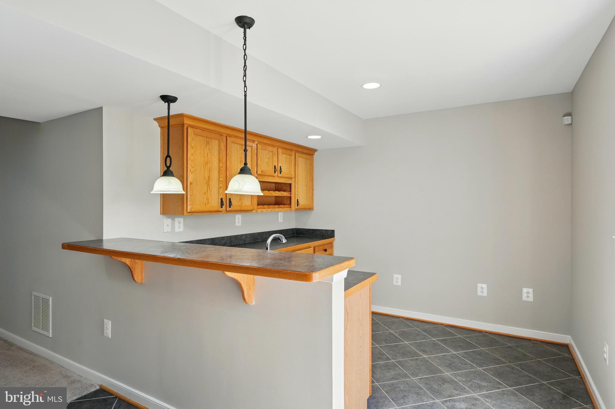 Culpeper, Virginia, 22701, United States, 5 Bedrooms Bedrooms, ,5 BathroomsBathrooms,Residential,For Sale,1841439